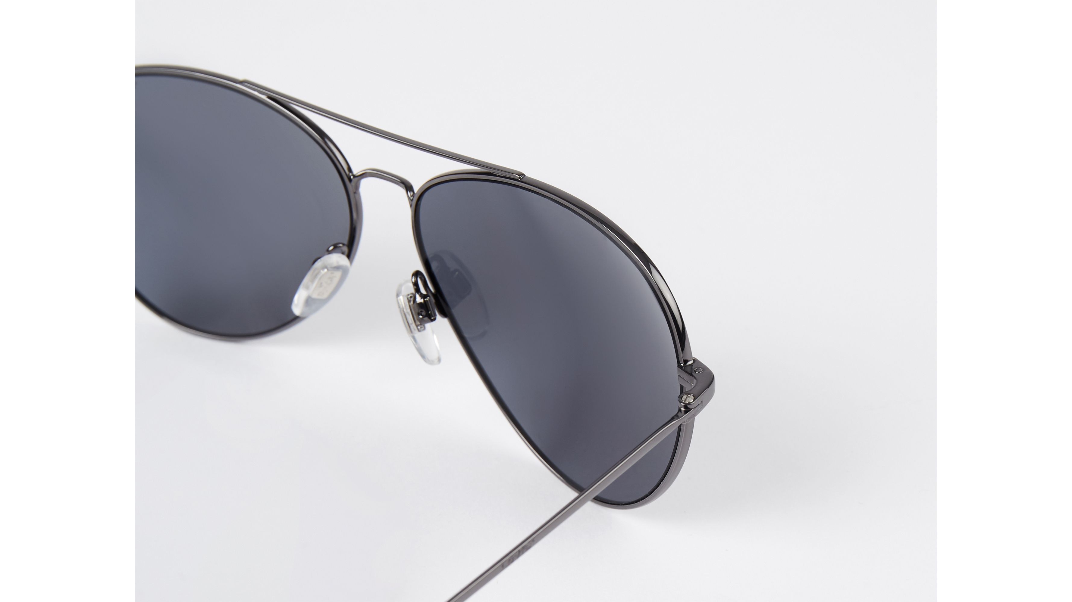 Levi’s® 5018 Sunglasses 3