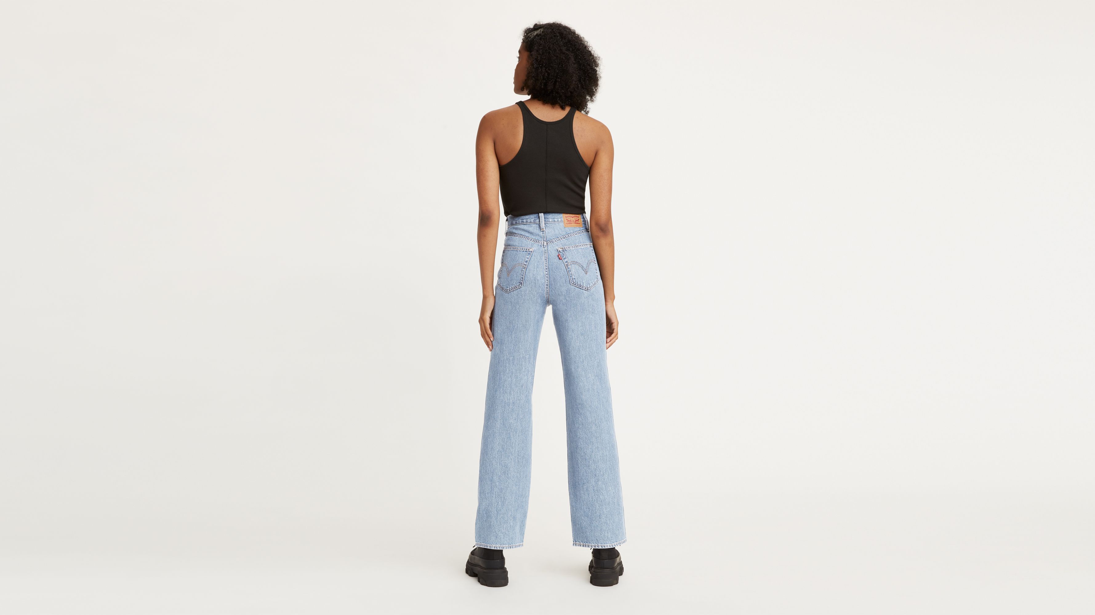 High-Waisted Straight Jeans 3