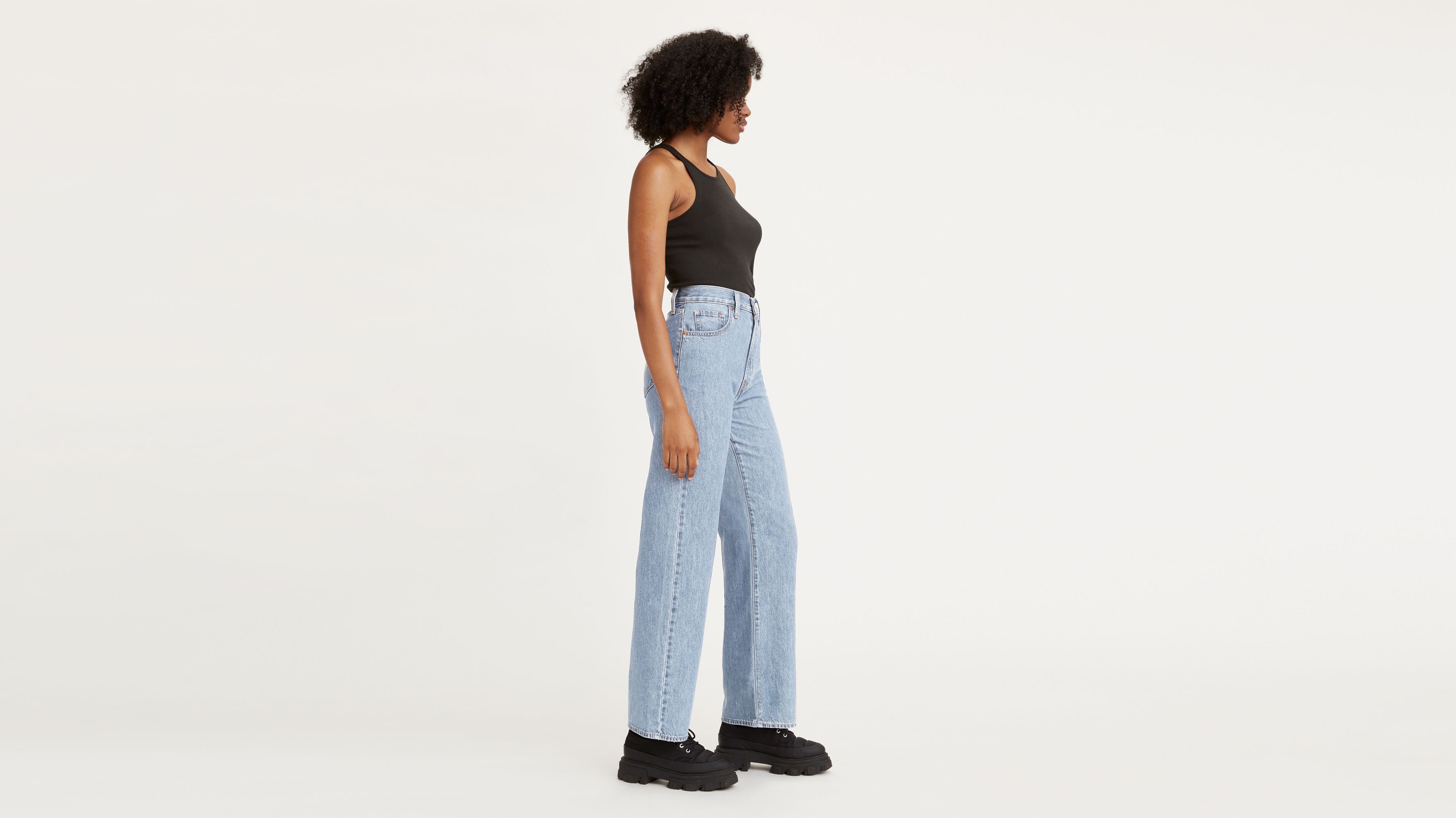 High-Waisted Straight Jeans 2