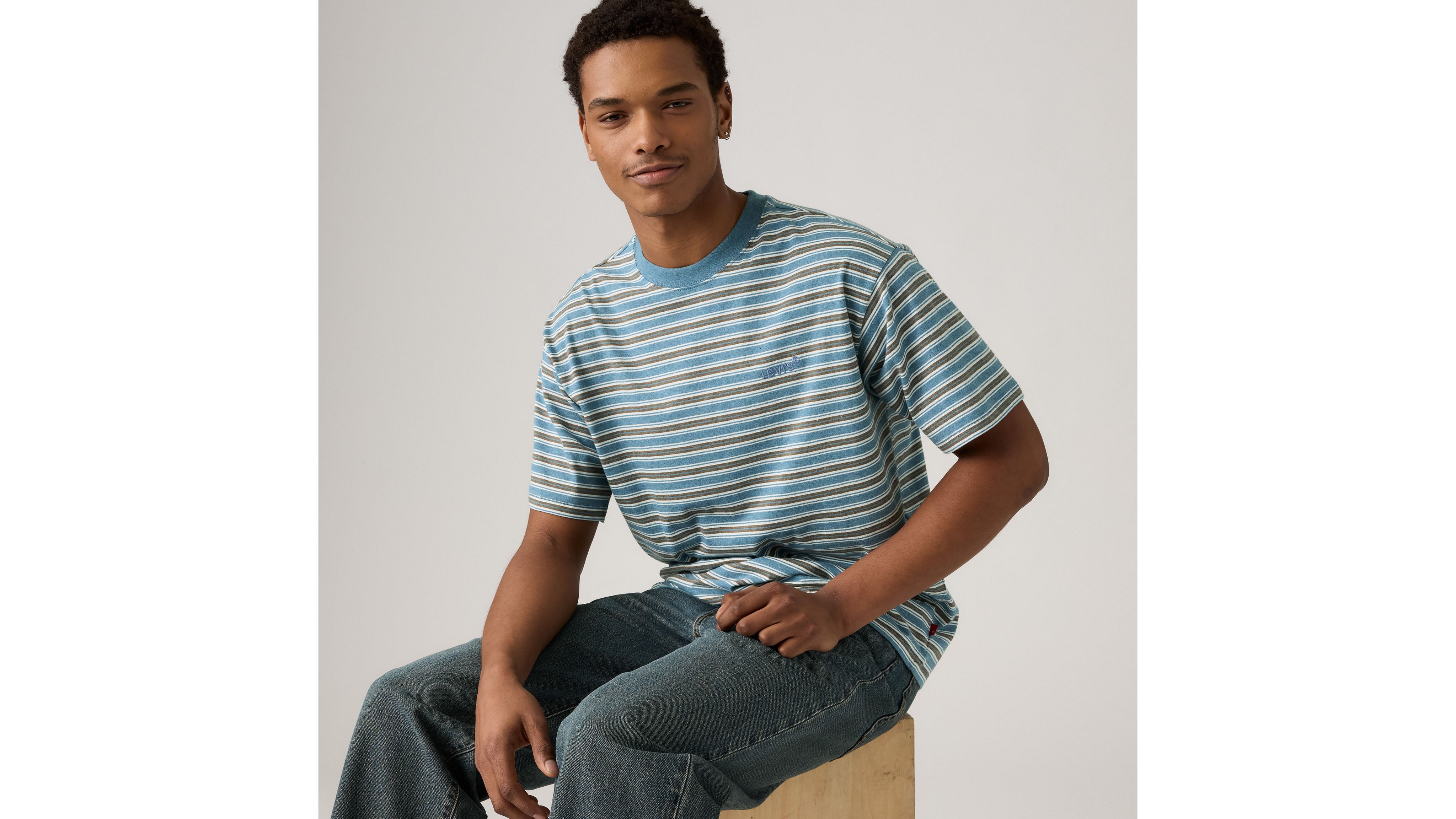 Red Tab™ Vintage T-shirt - Blue | Levi's® US
