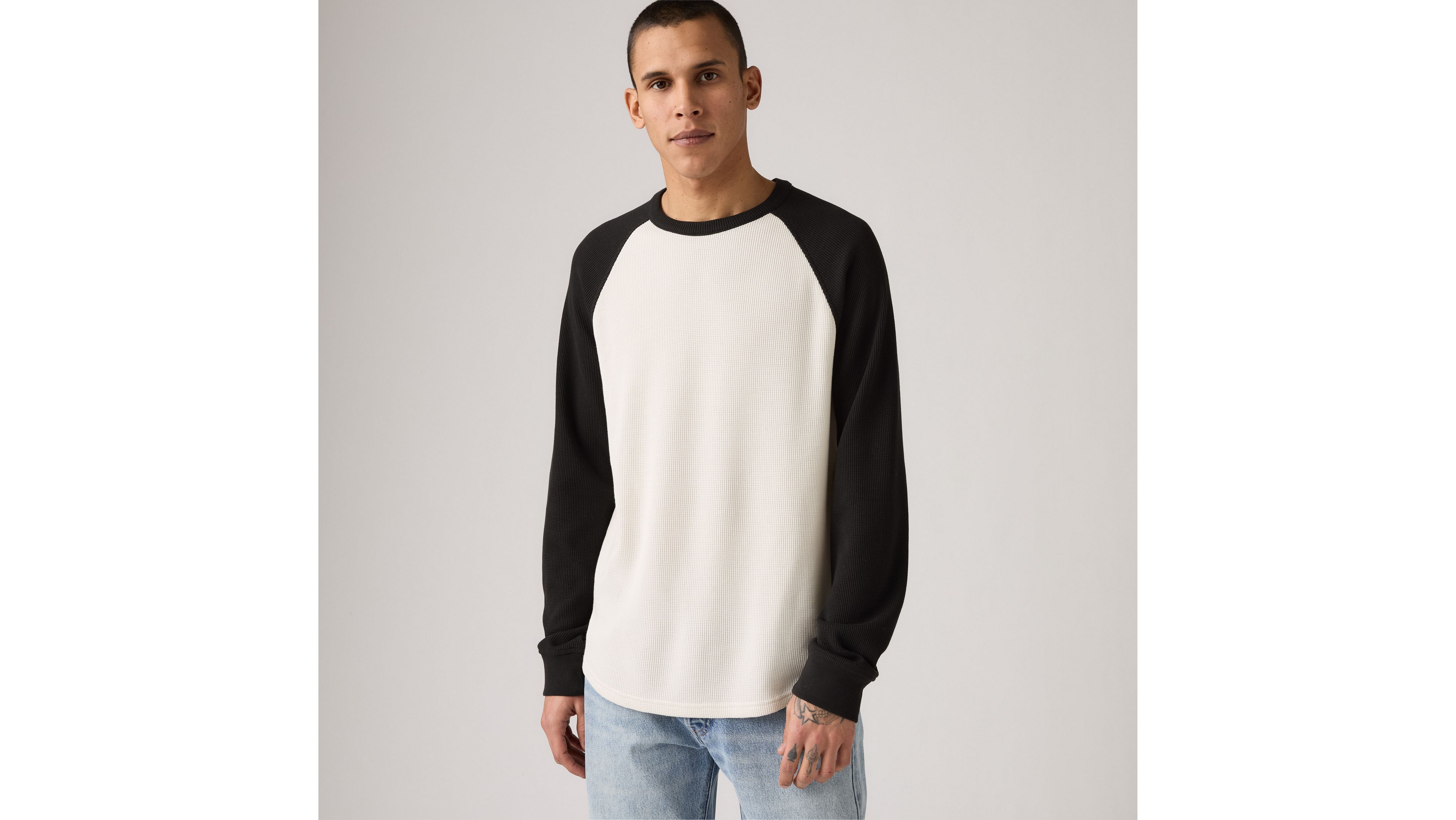 Thermal Raglan Crewneck T-shirt - Black | Levi's® US