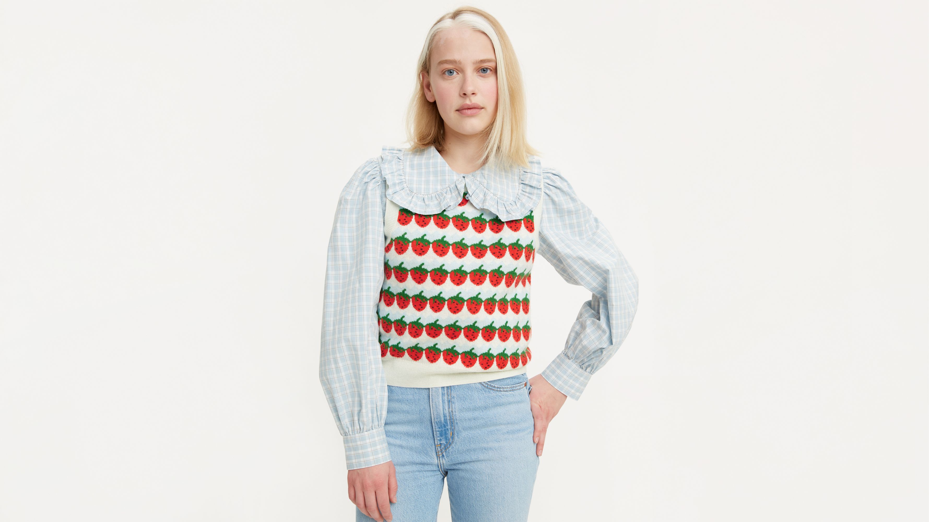 Strawberries Cloud Dancer - Multi-color | Levi's® US