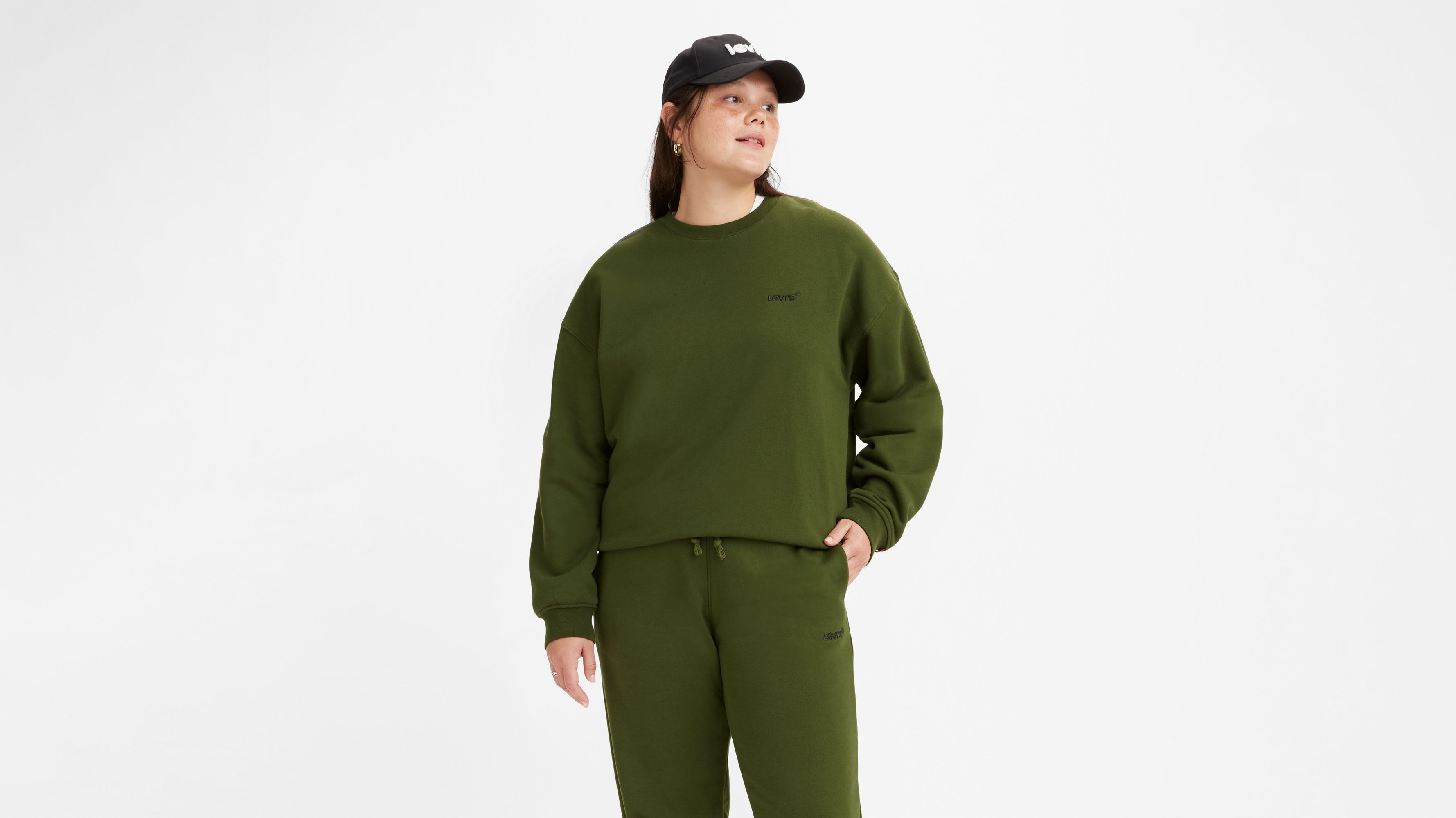 Red Tab™ Crewneck Sweatshirt - Green | Levi