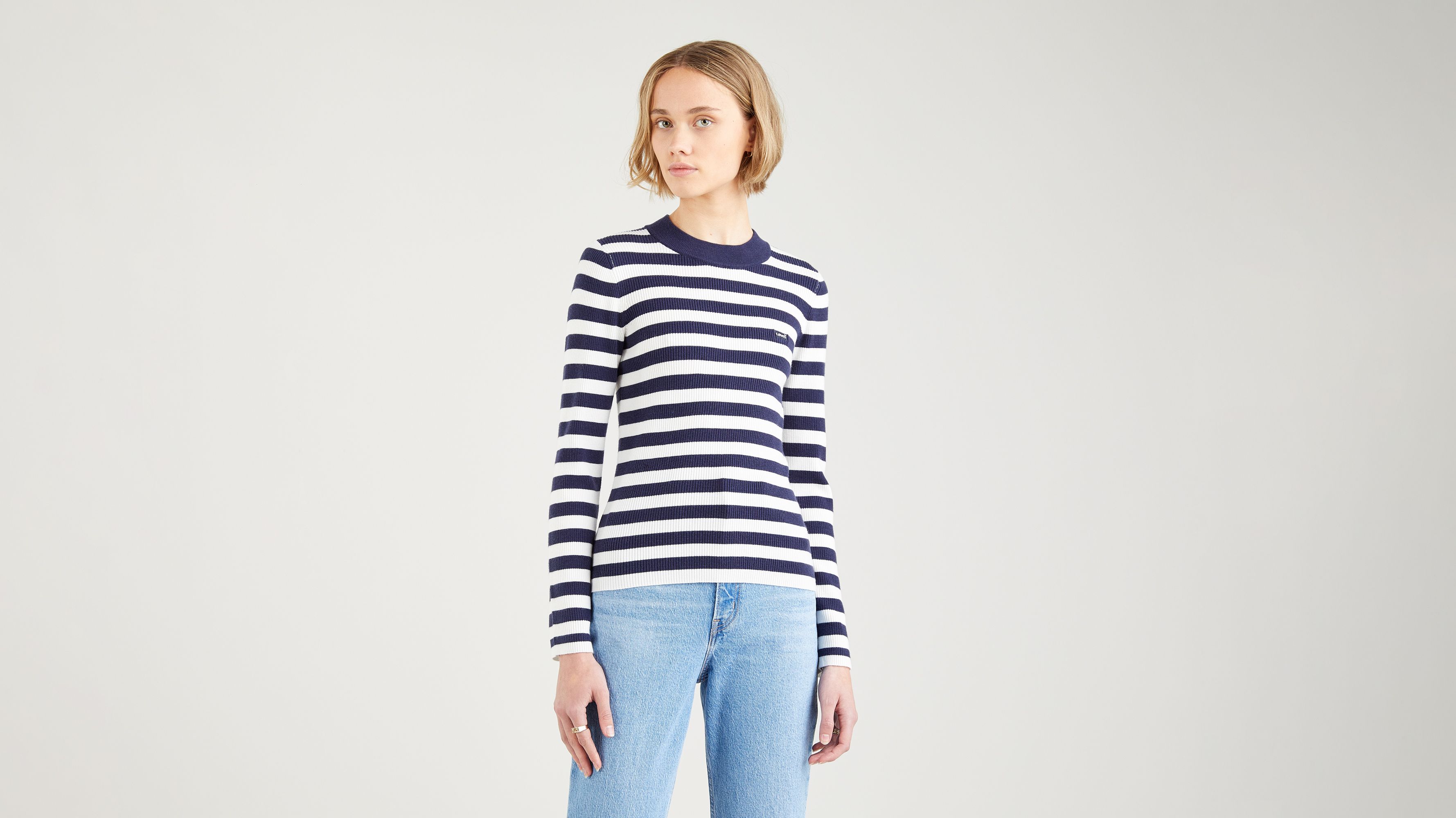 Levis white jumper sale womens