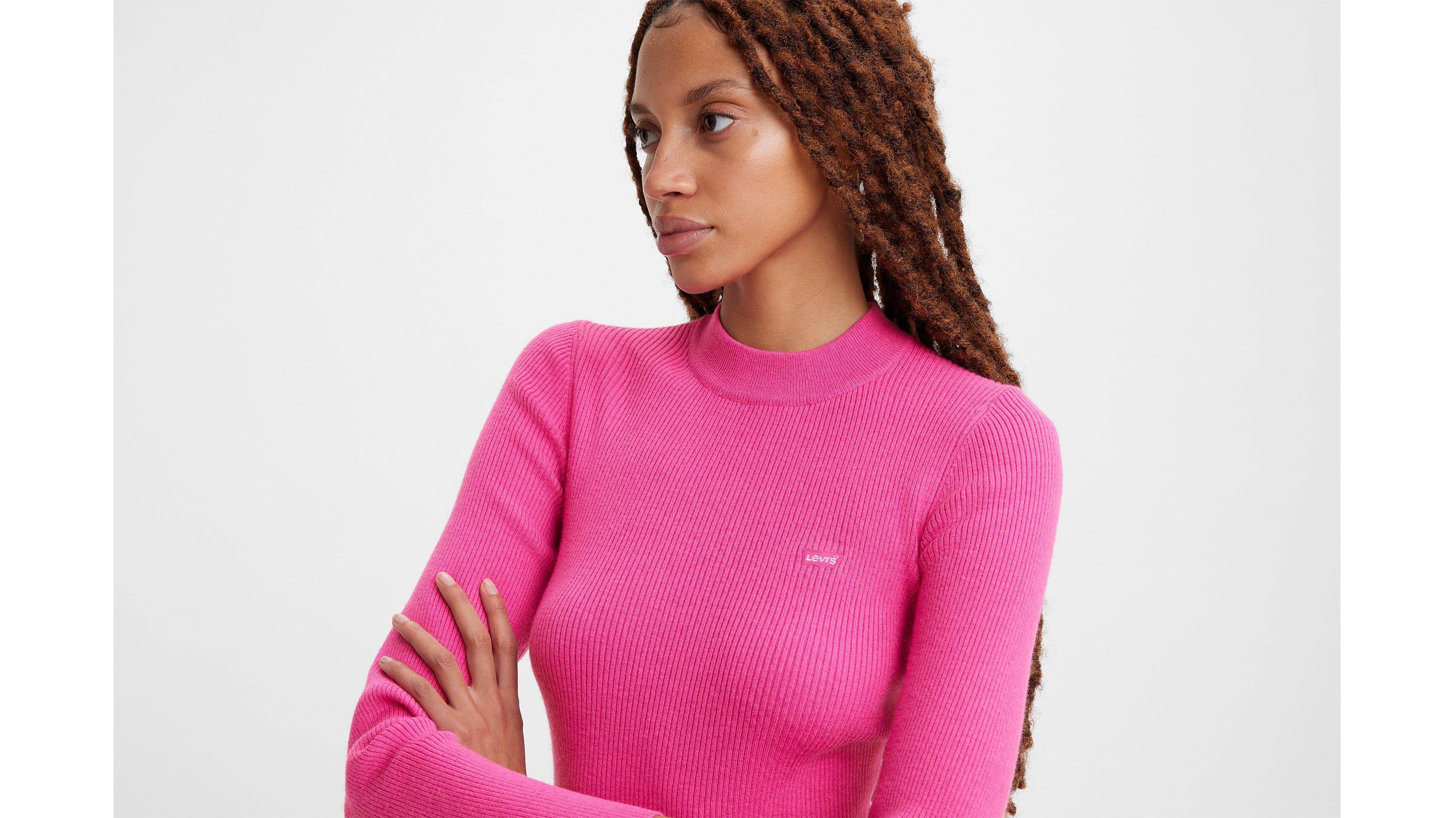 Pink levis jumper hotsell