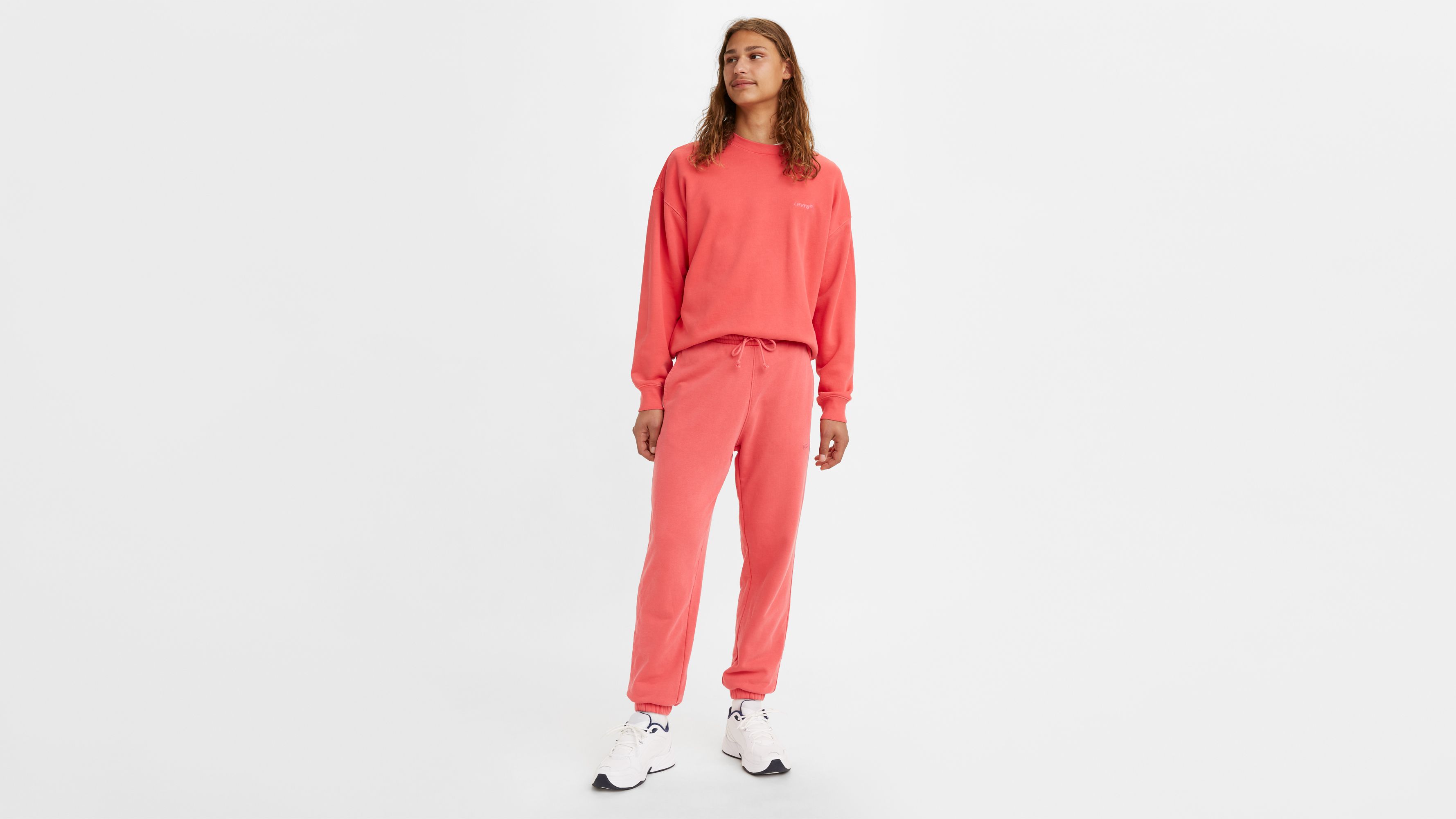 Red Tab™ Sweatpants 2