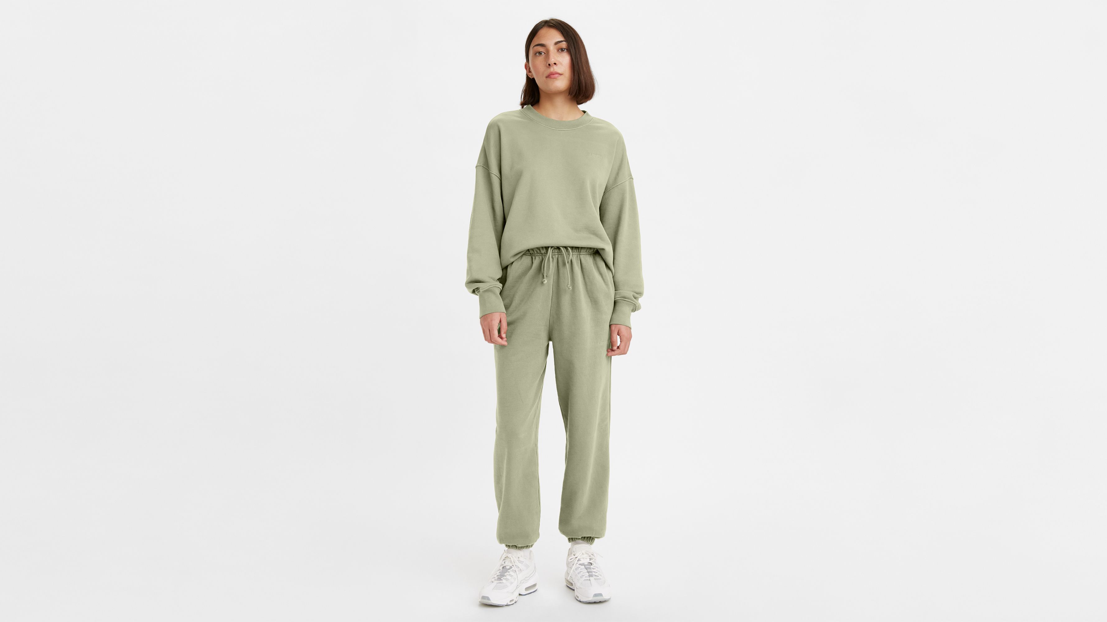 Red Tab™ Unisex Sweatpants 3