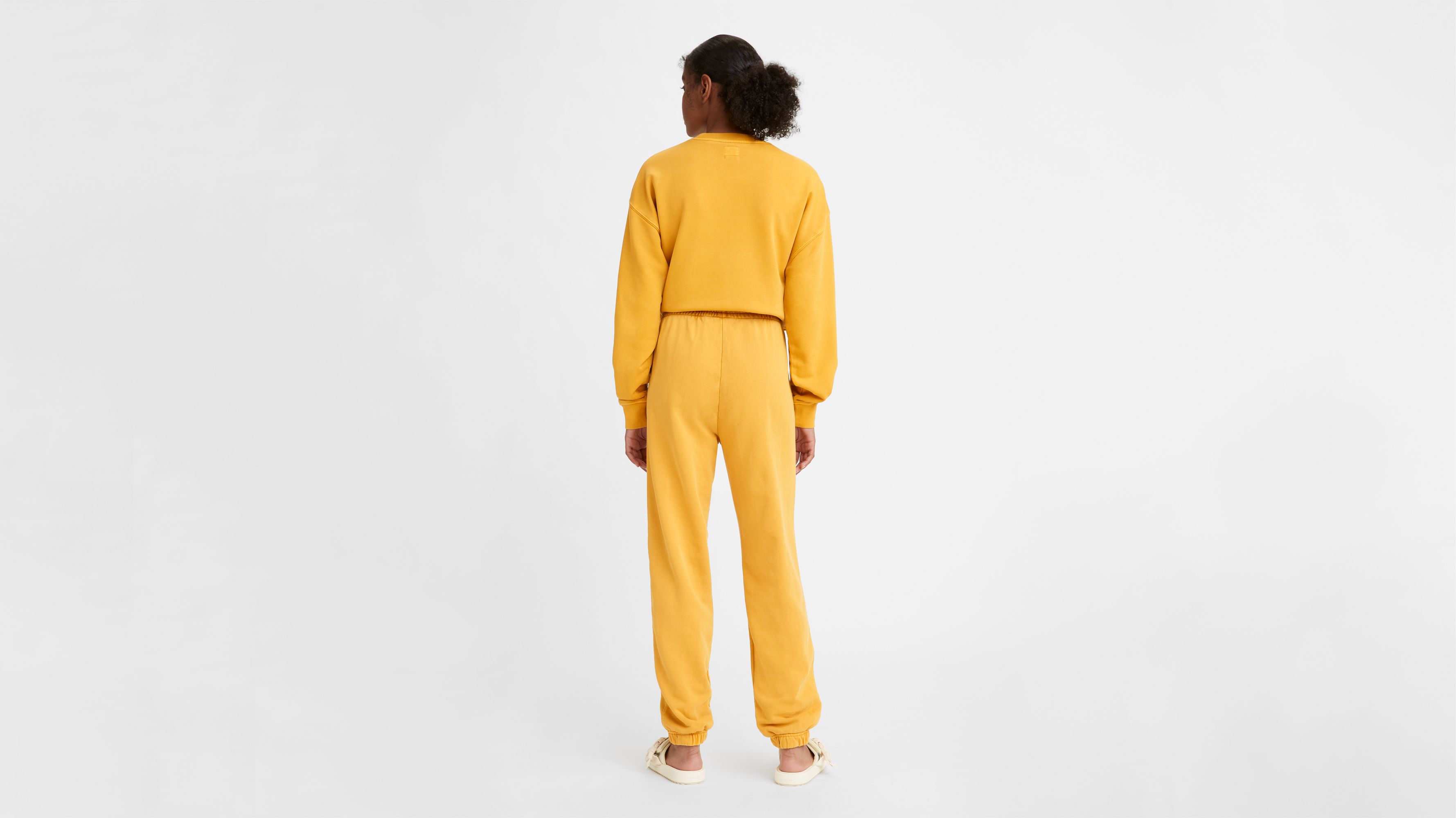 Red Tab™ Sweatpants 5