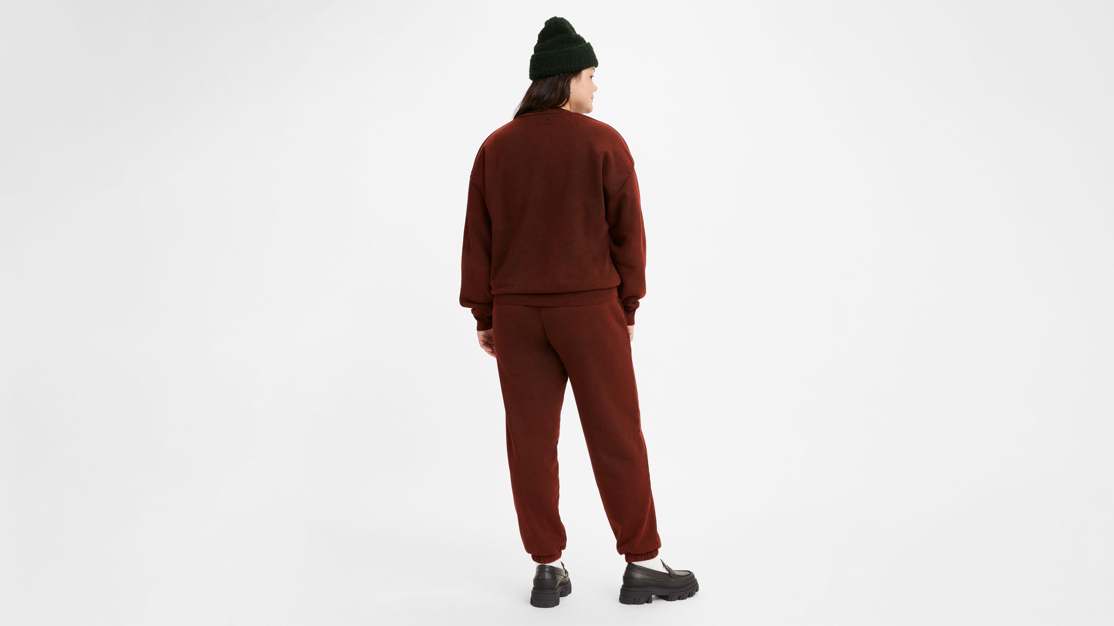 Red Tab™ Sweatpants 4