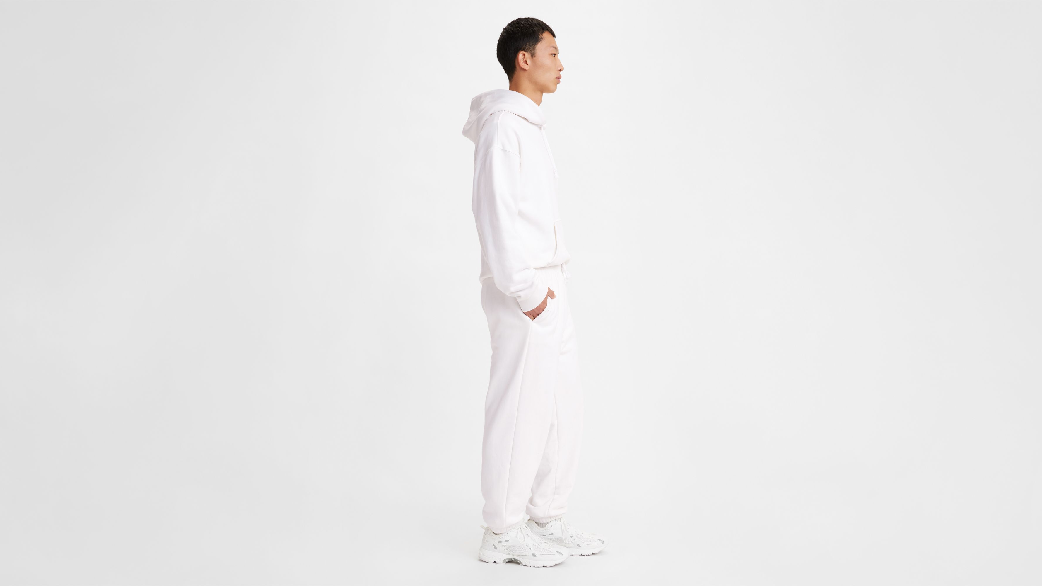 Red Tab™ Sweatpants 2