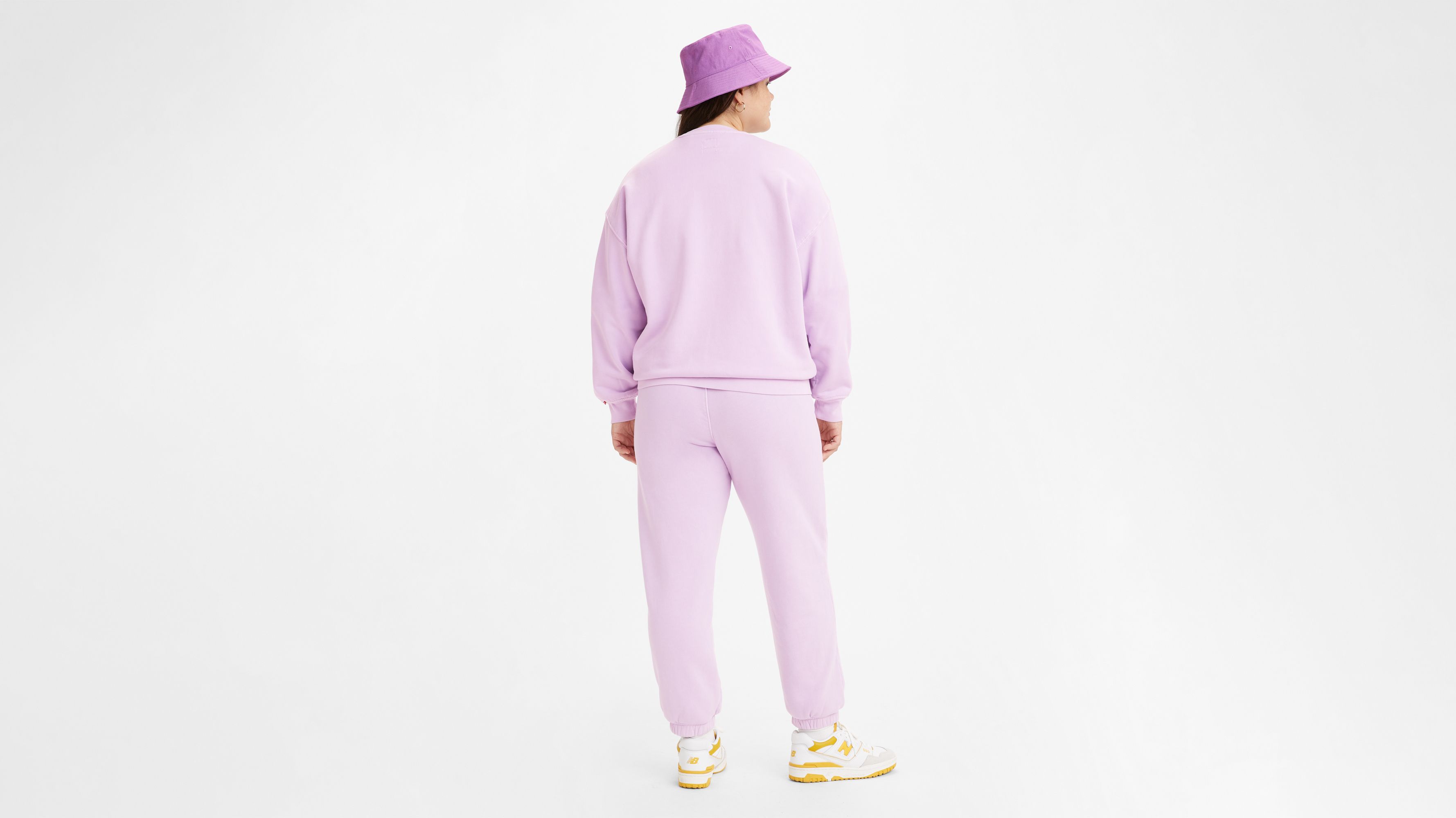 Red Tab™ Sweatpants 4