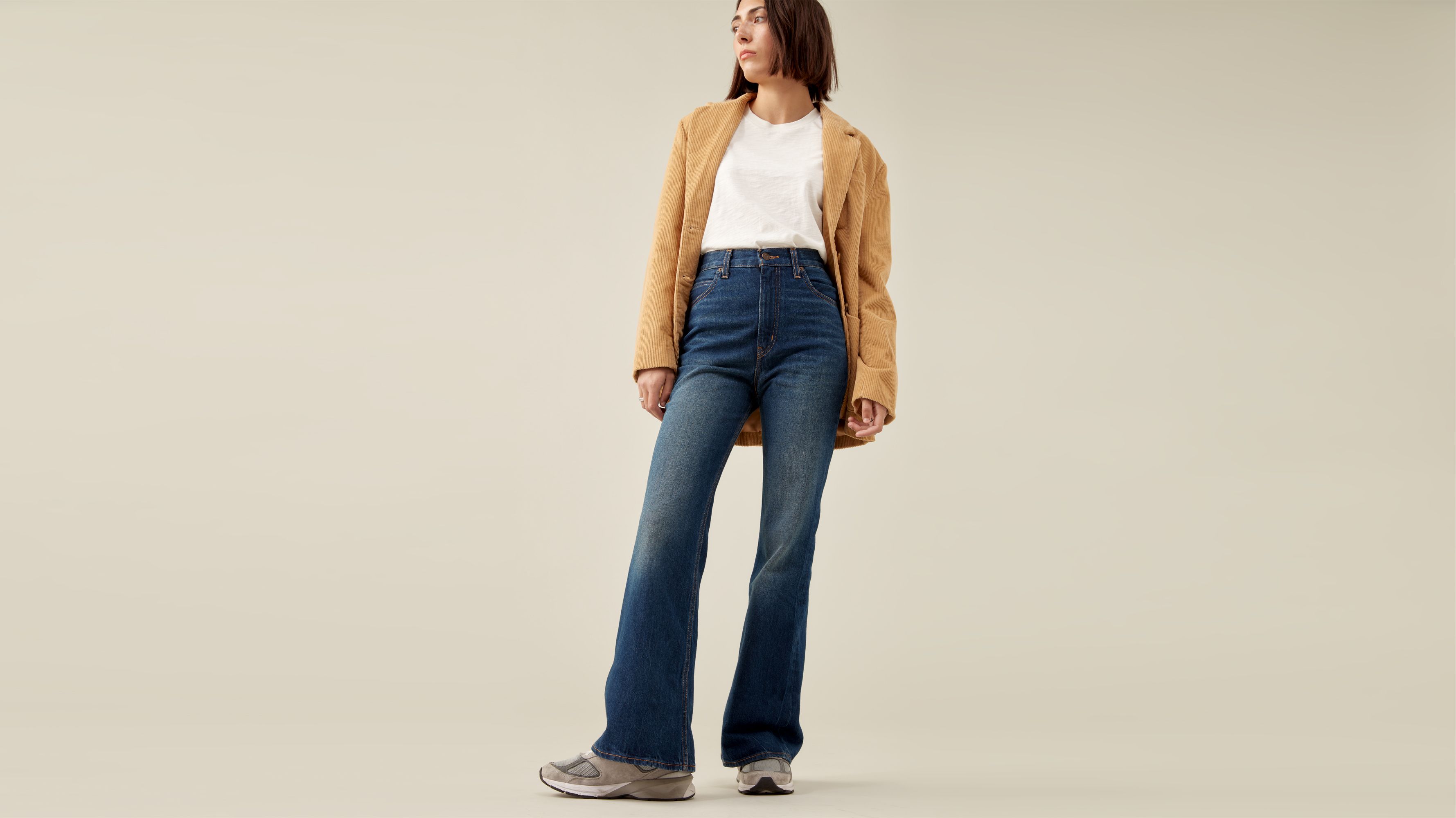 levi high waisted bell bottom jeans