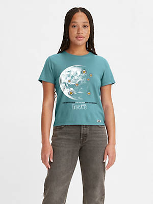 Levi's Short Sleeve Graphic Boyfriend Women's T-shirt (Best Earth Angel Blue)