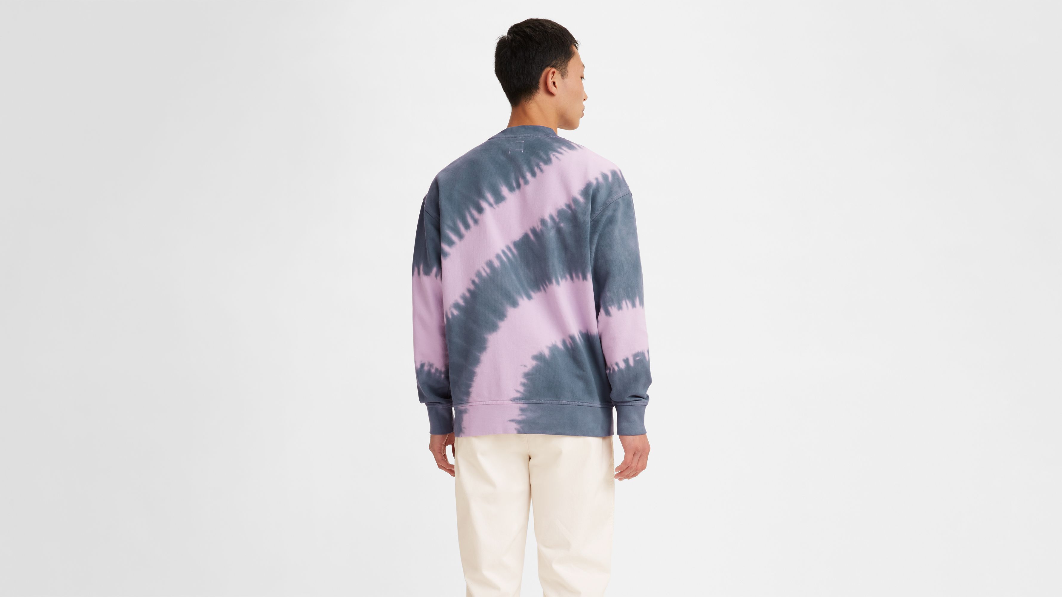 Seasonal Crewneck Sweatshirt 2