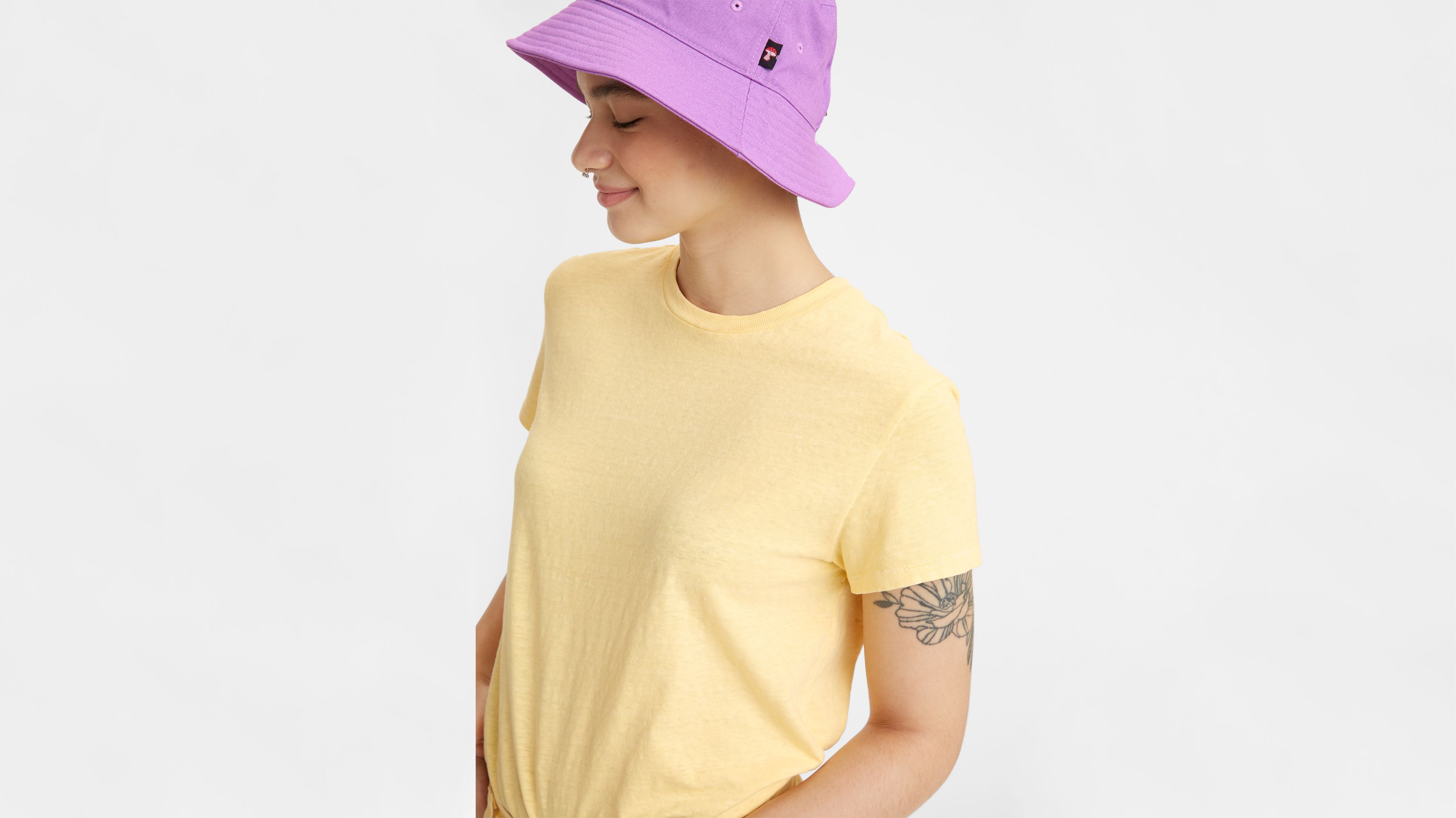 Classic Fit Tshirt Yellow Levi's® US