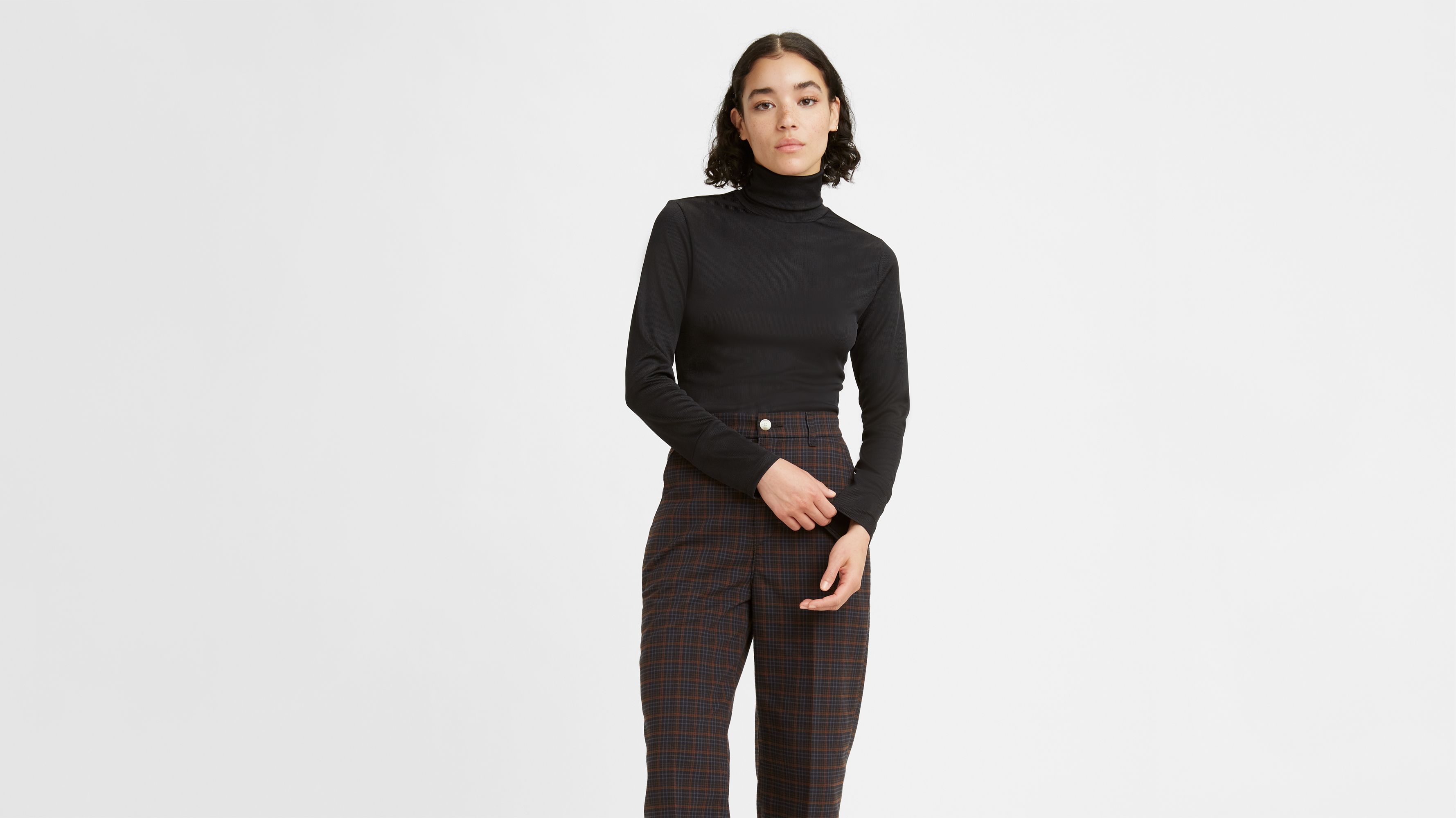 Oriel Turtleneck 1