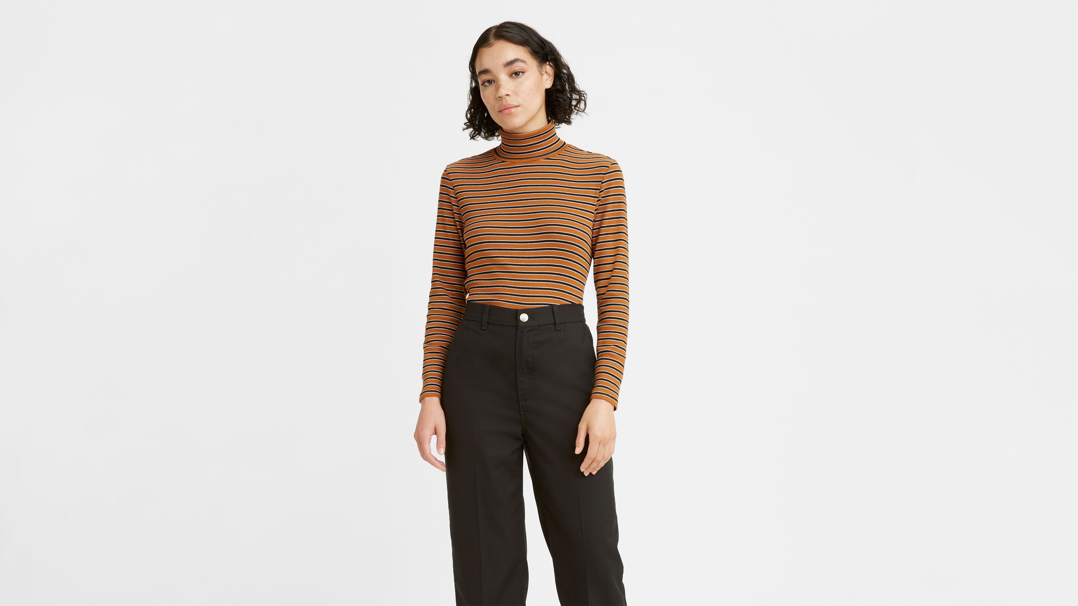 Oriel Turtleneck 1
