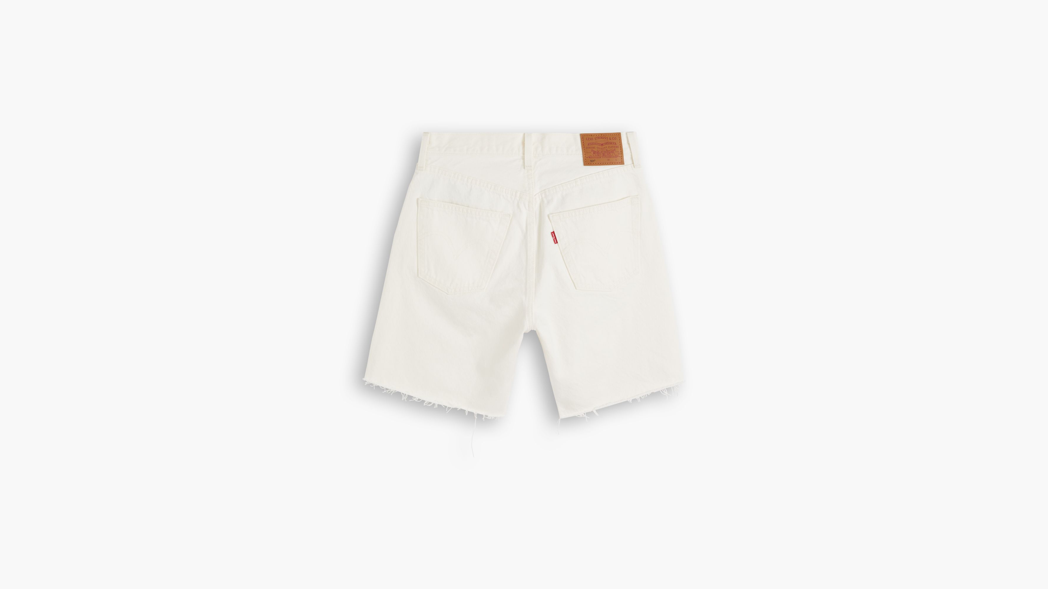 White levi hotsell shorts mens