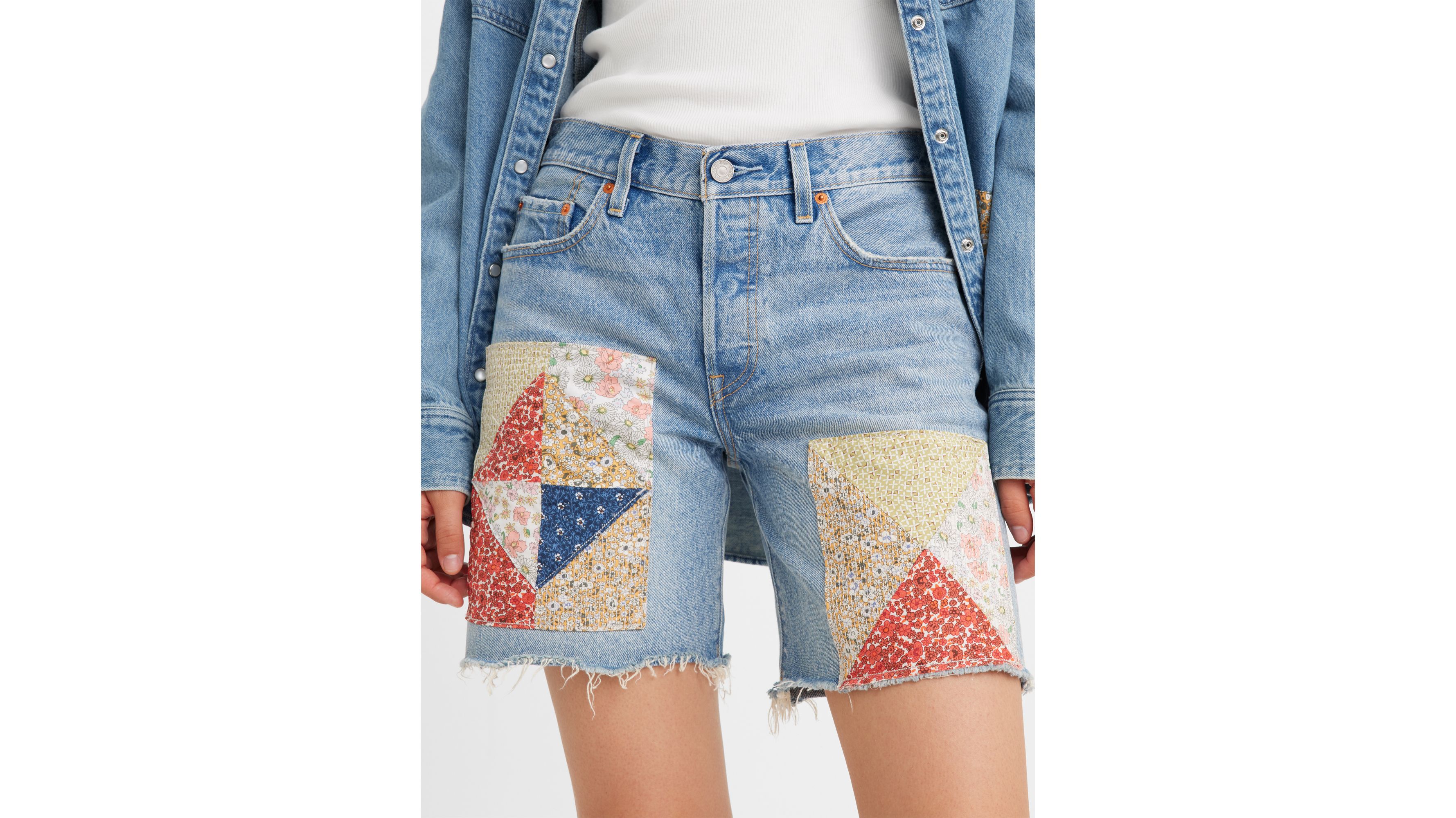 W34 Levi's® 501® CUSTOMIZED BAGGY SHORTS W34 Levi's® 501® CUSTOMIZED BAGGY SHORTS
