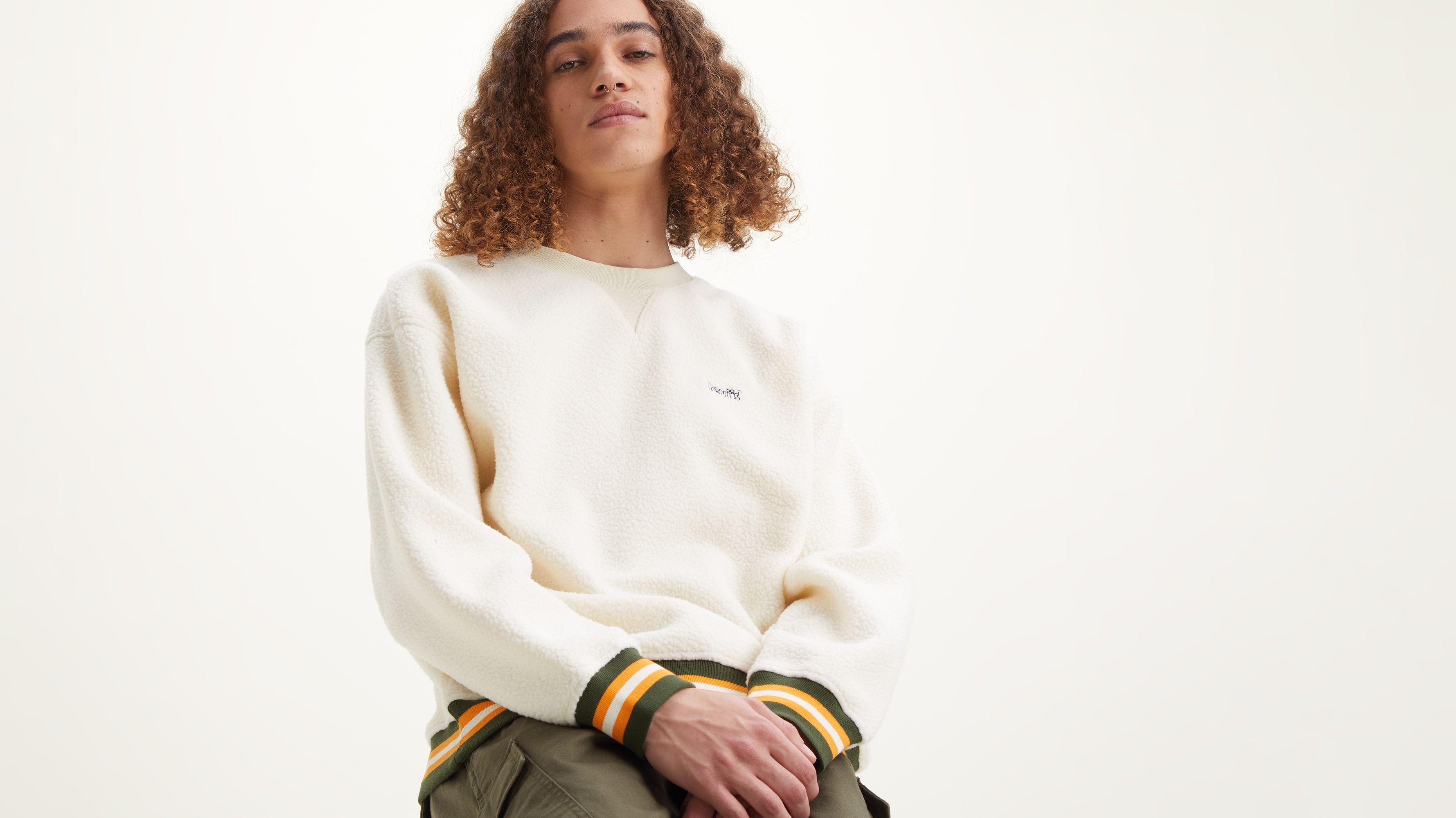 Sherpa Tipped Crewneck Sweatshirt 3