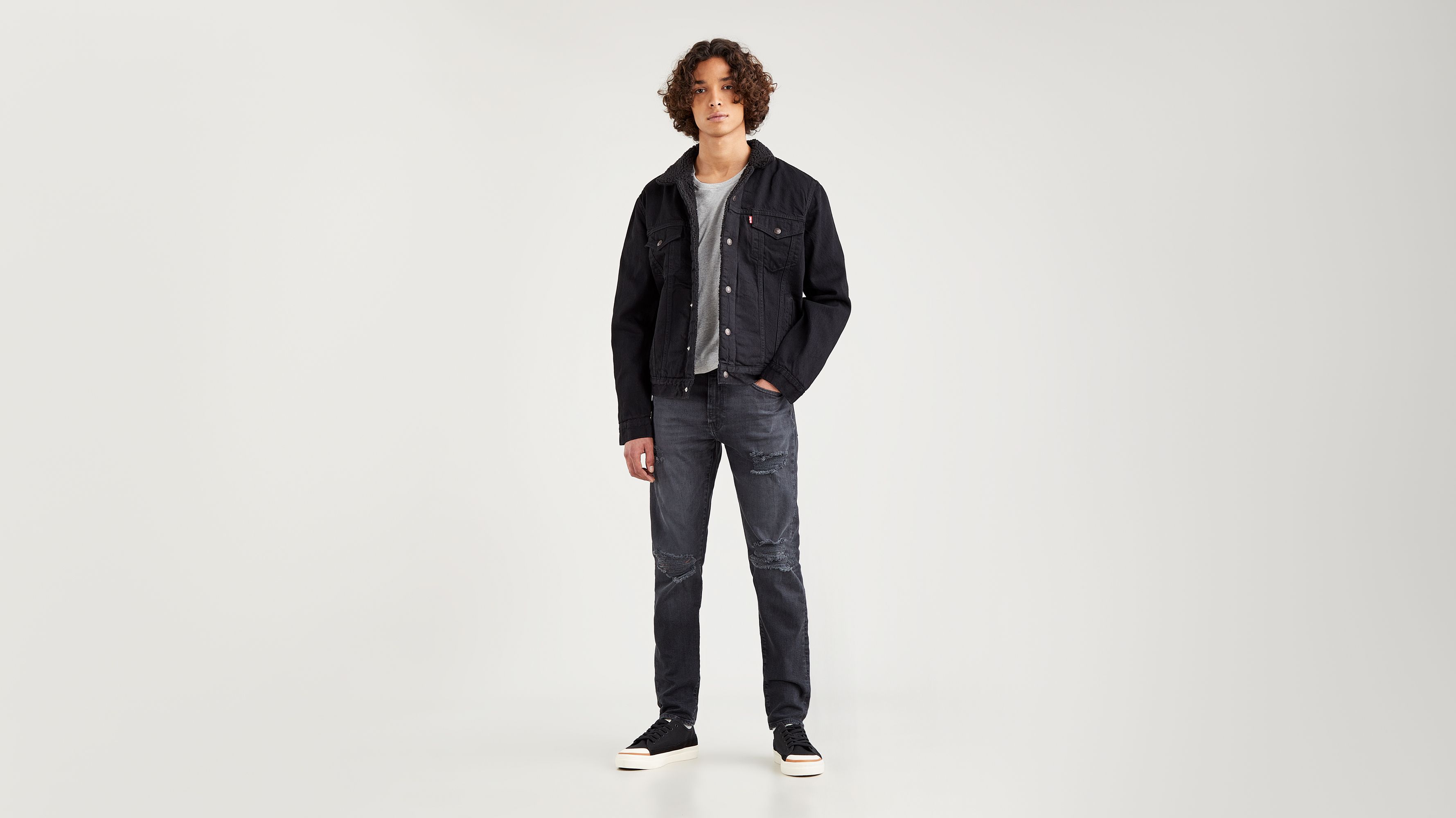 512™ Slim Tapered Jeans - Black | Levi's® AD