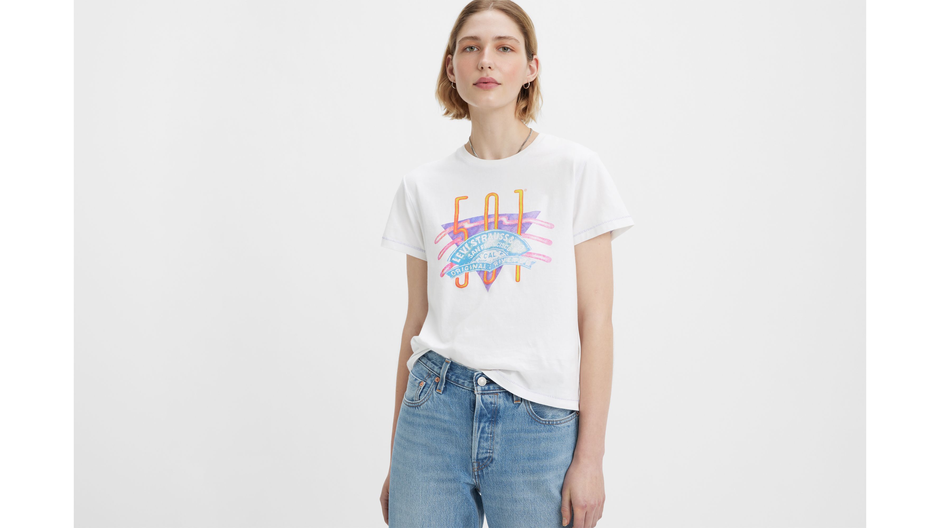 Classic Graphic T-shirt - White | Levi's® US