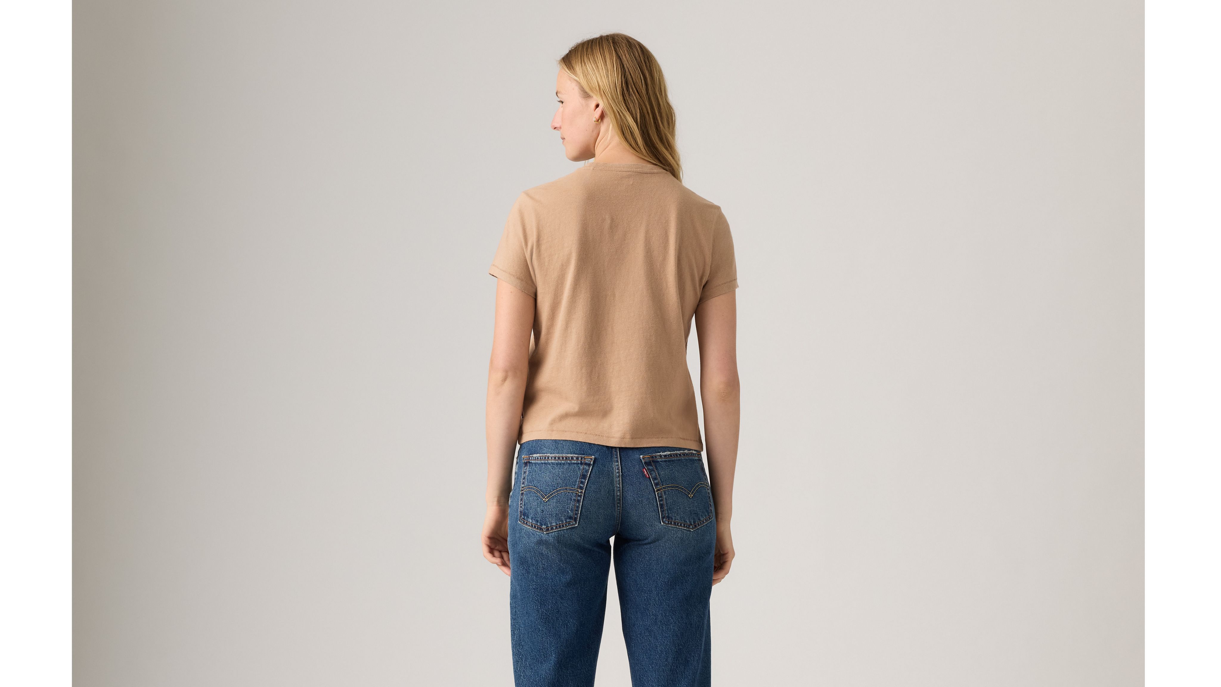 Graphic Classic Tee 3