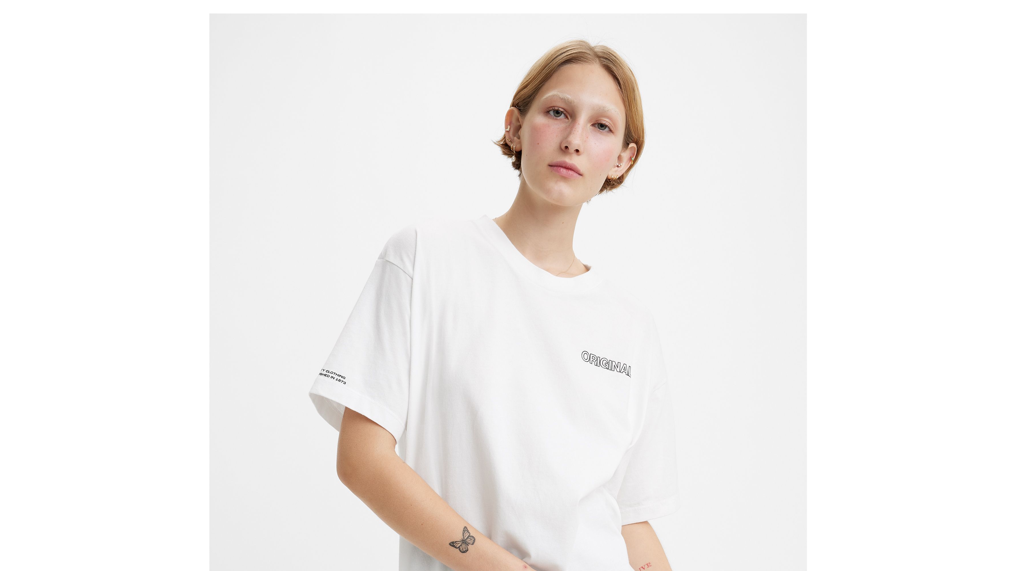 Graphic Cobalt T-shirt - White | Levi's® US