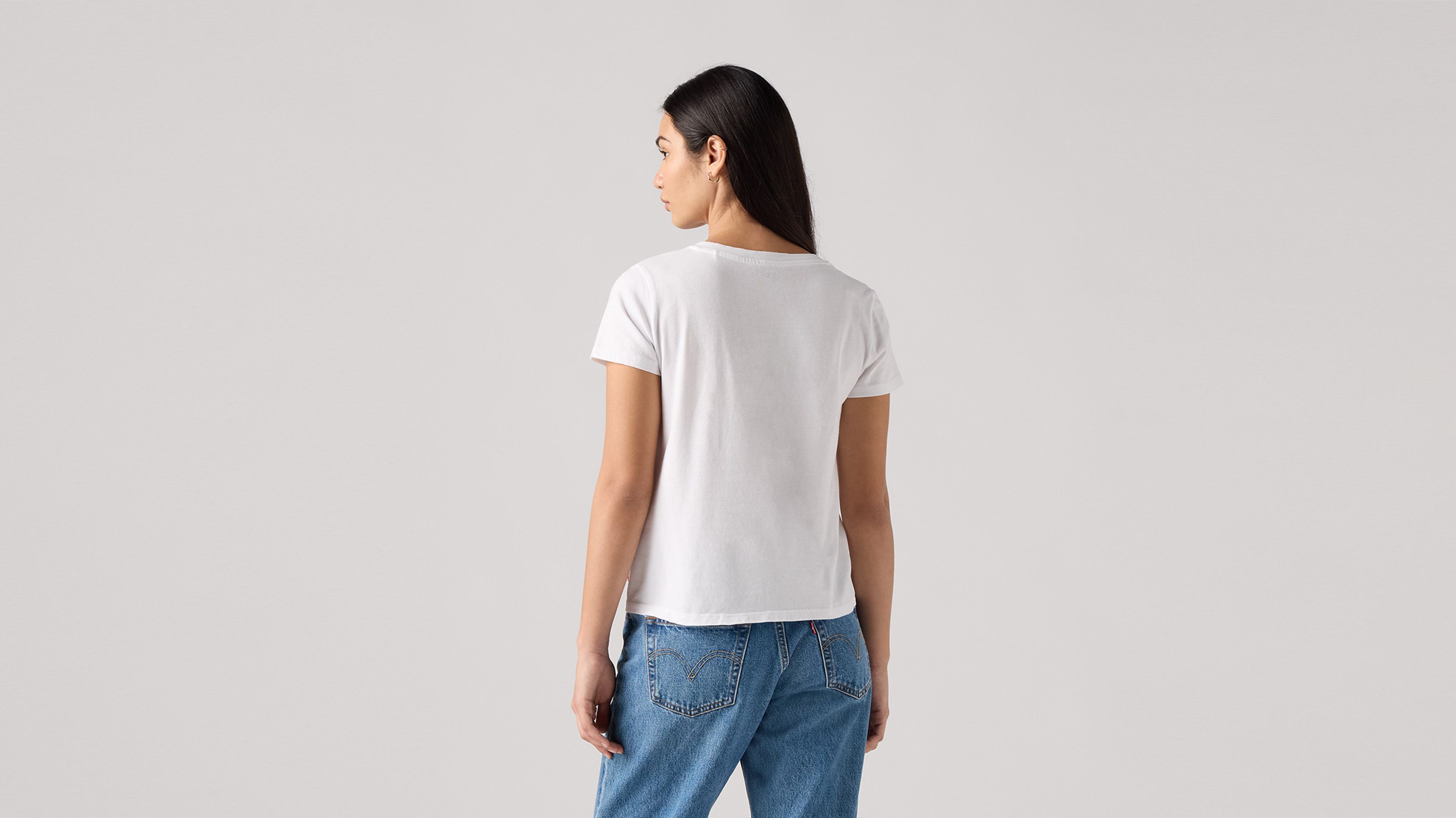 The Perfect V-Neck Tee 2
