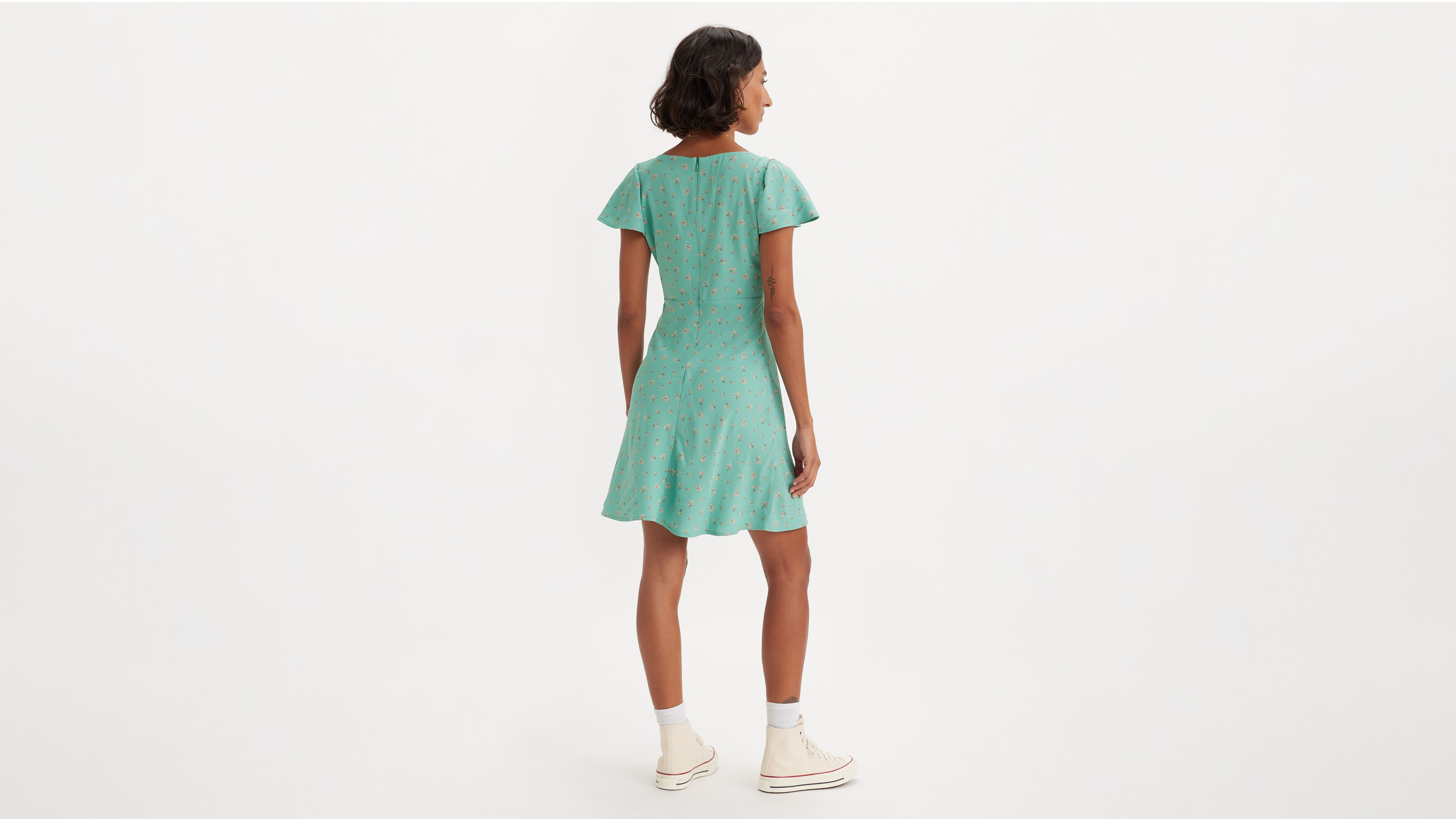 [MLB] Heart Slim Fit Collar Dress ★すぐ品切れ★ MLB Vietnam | Đầm MLB Heart Slim Collar Boston 3FOPH0133