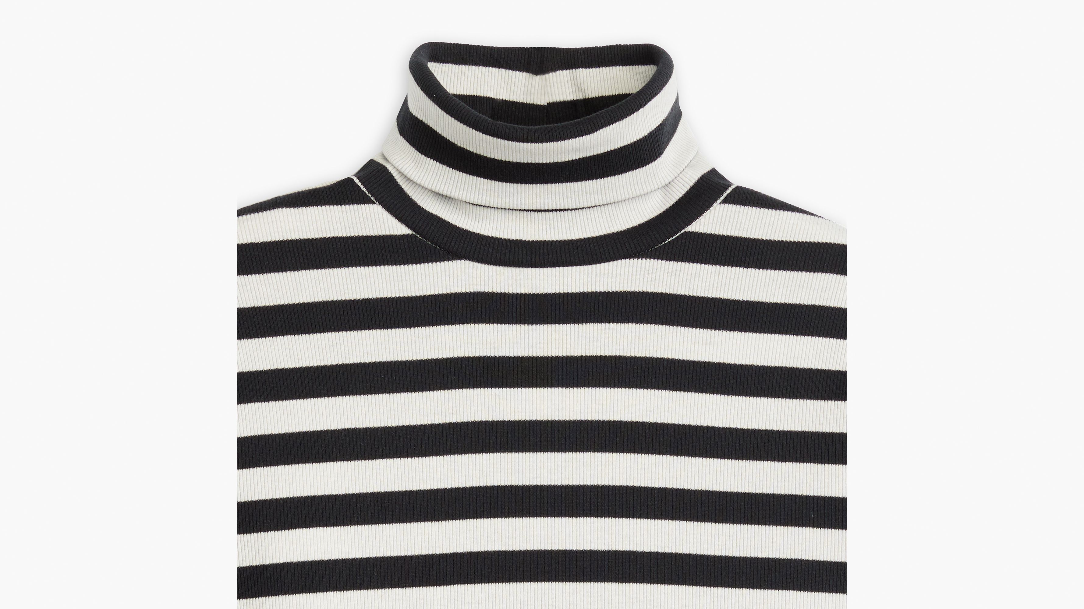 Moon Rib Turtleneck 4