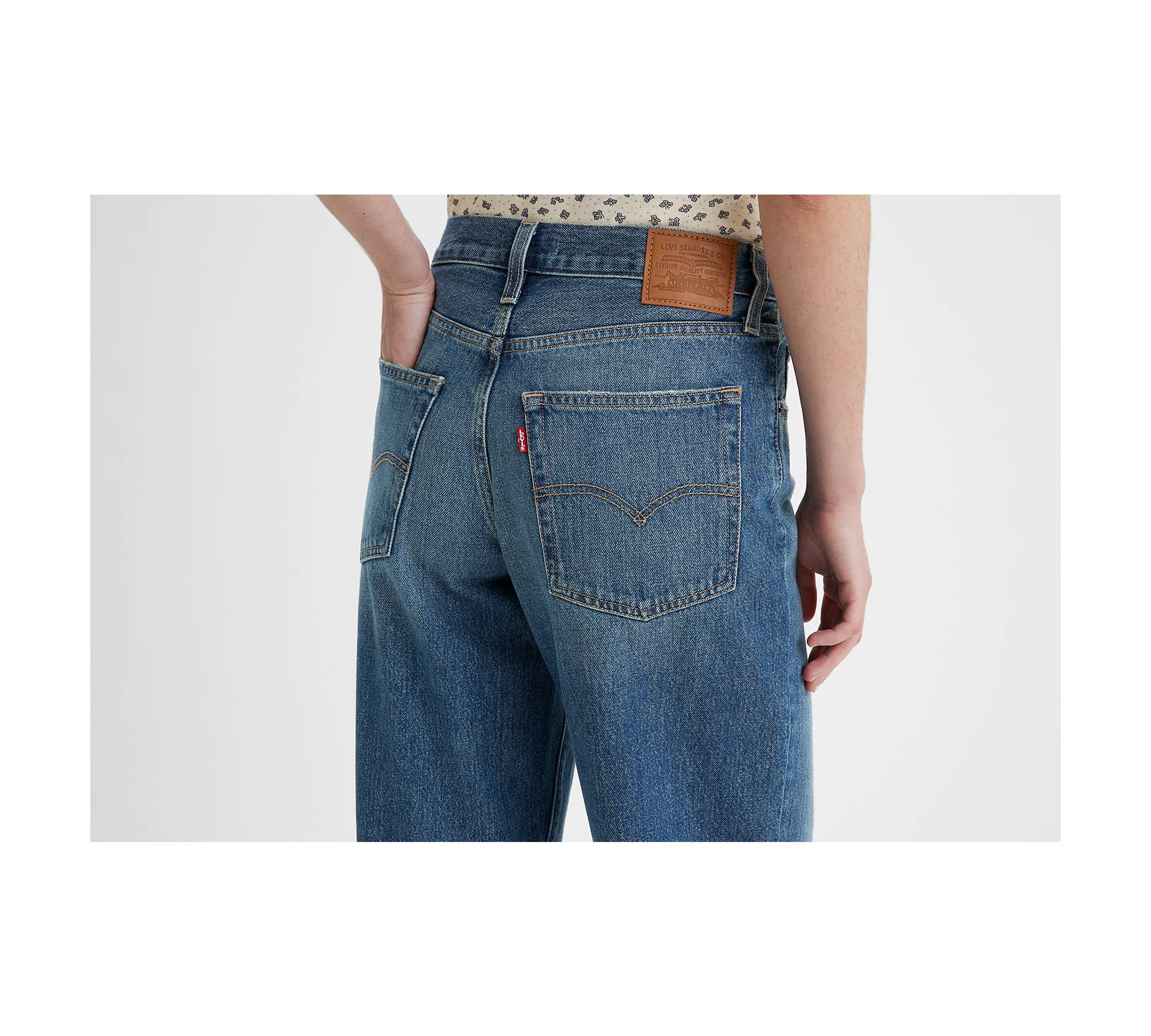 Pleated Baggy Dad Women's Jeans - Medium Wash