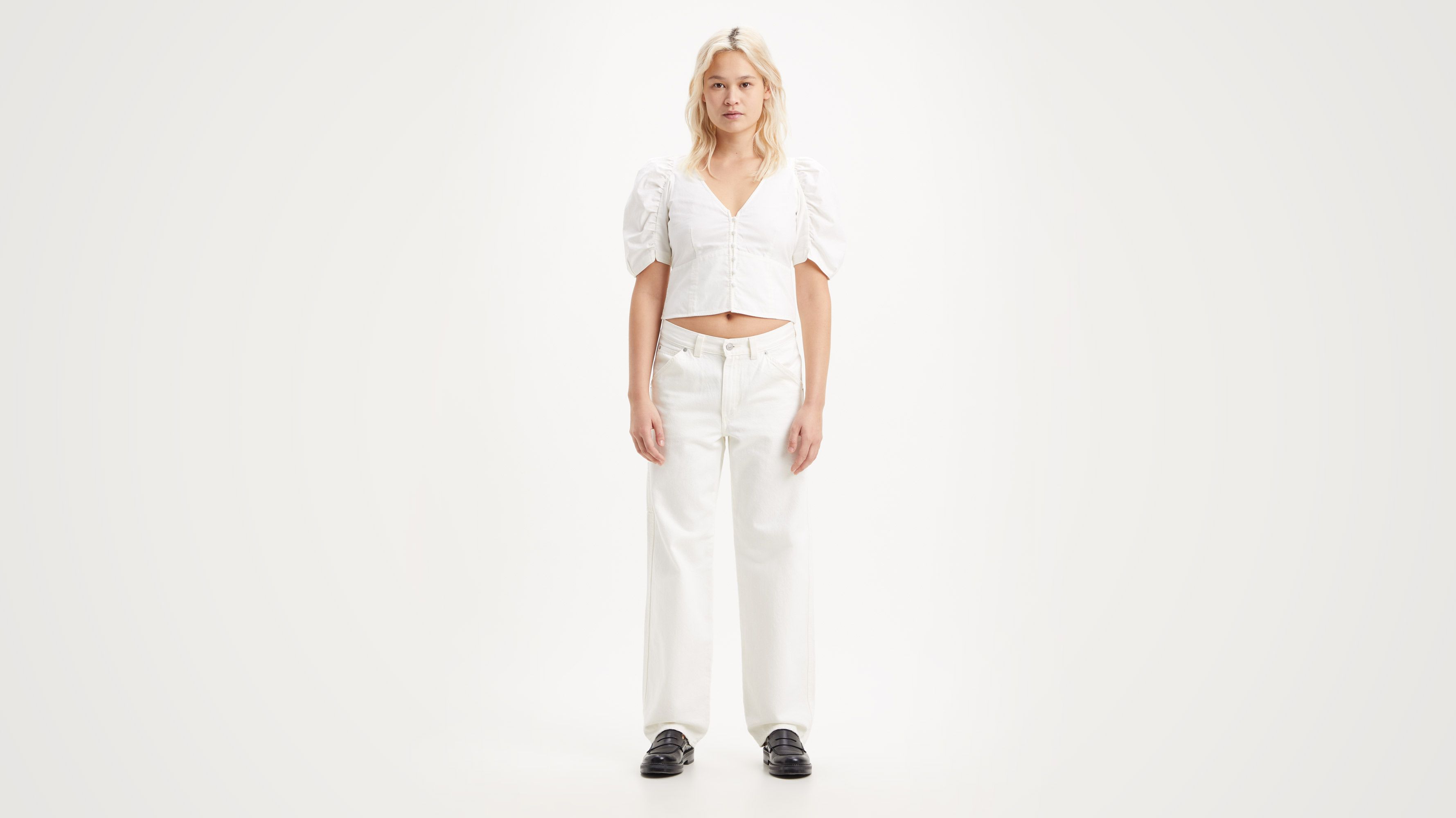 Ladies white shop levi jeans