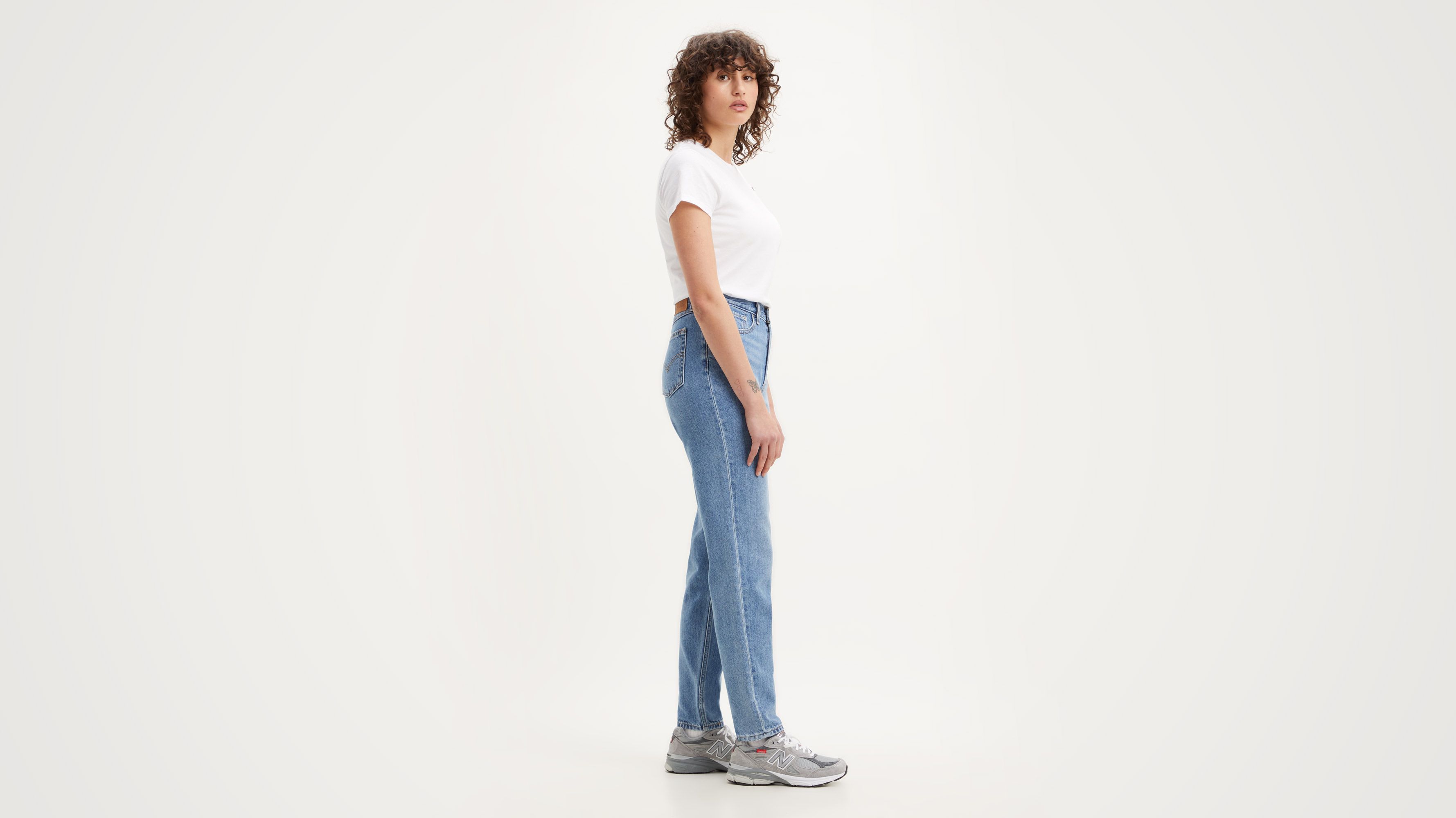 levi's baggy mom jeans