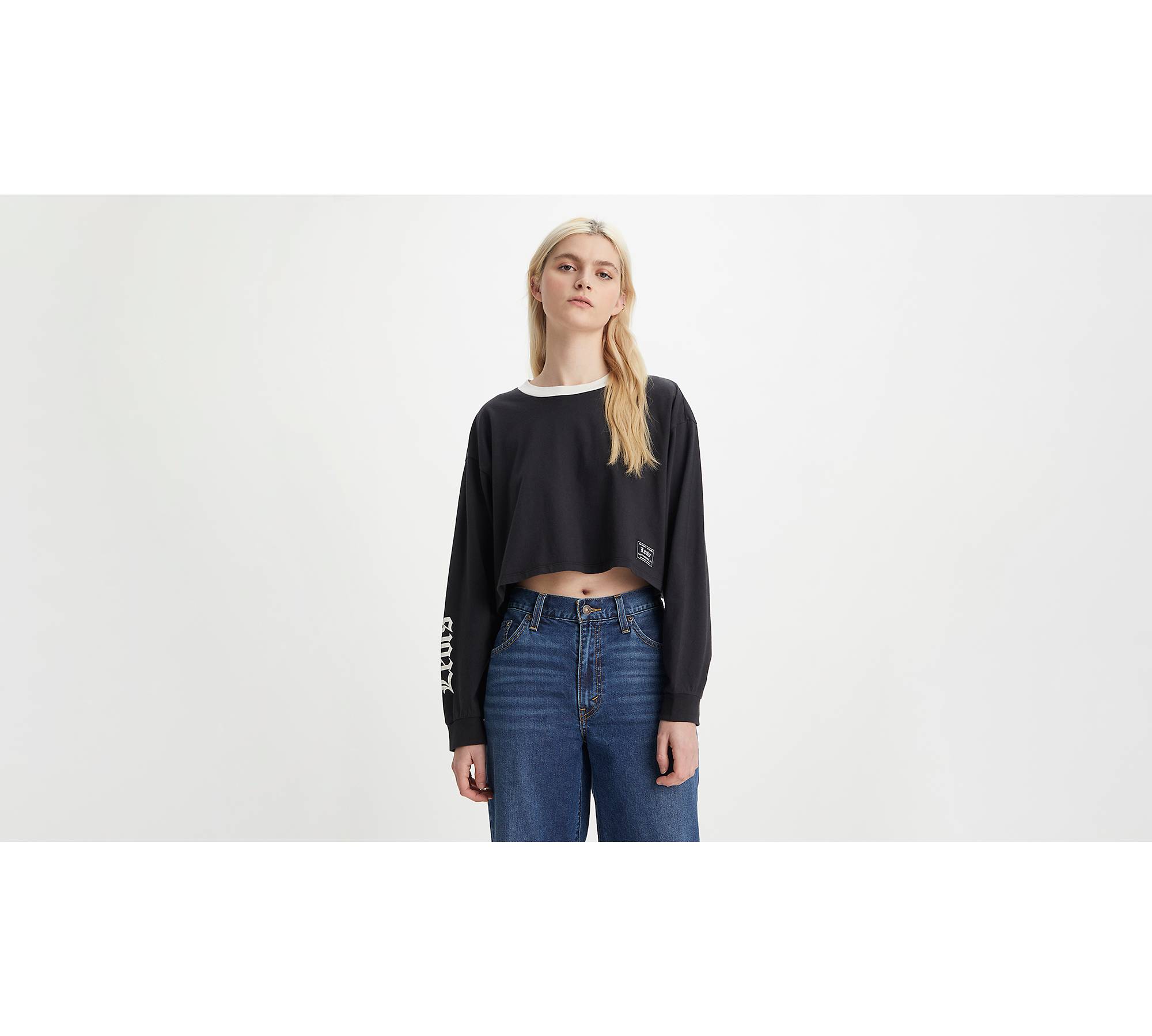 Graphic Long Sleeve Reese Cropped Tee - Black | Levi's® CA