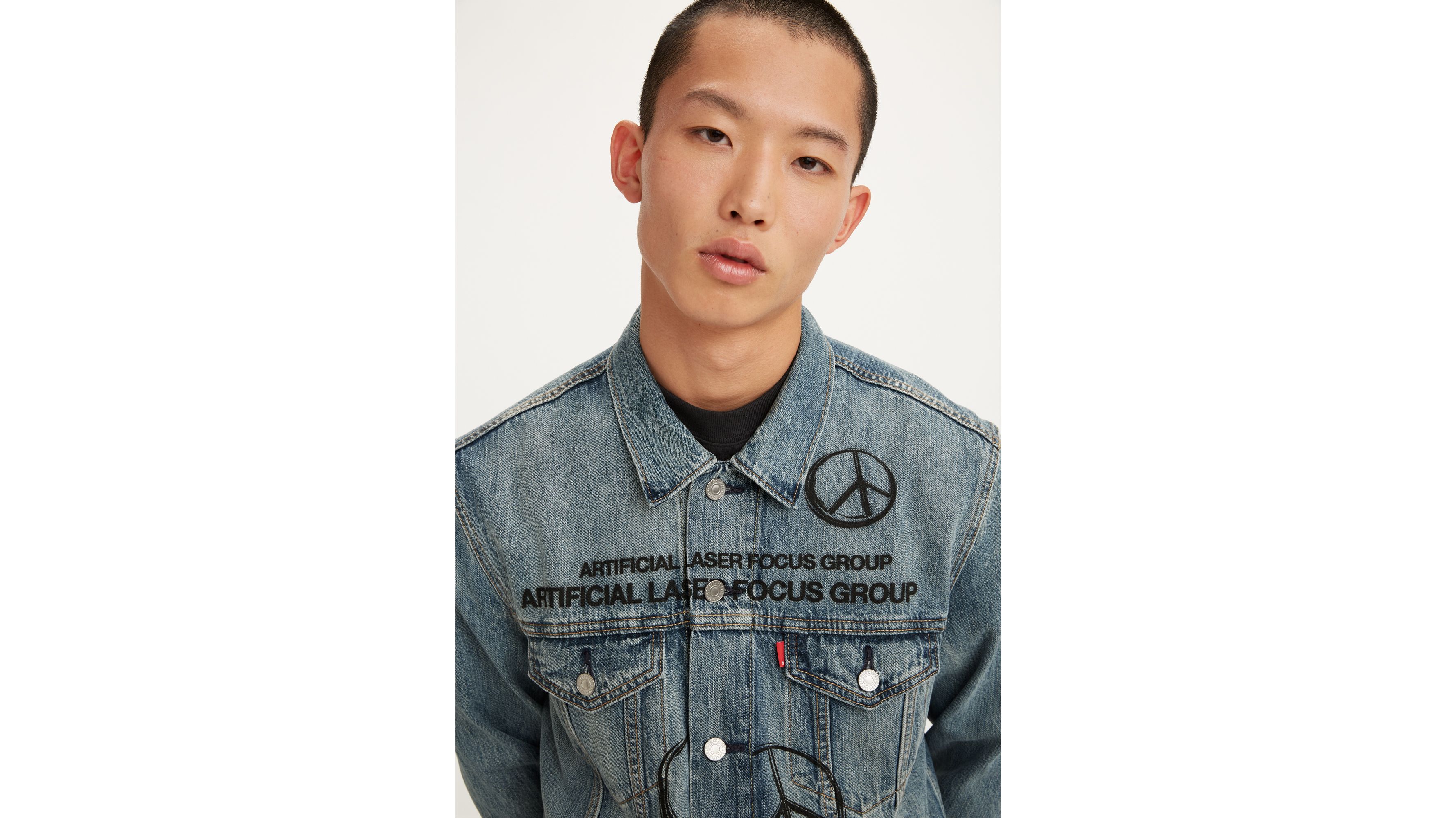 Levi's® X Hello Kitty Dad Trucker Jacket - Blue