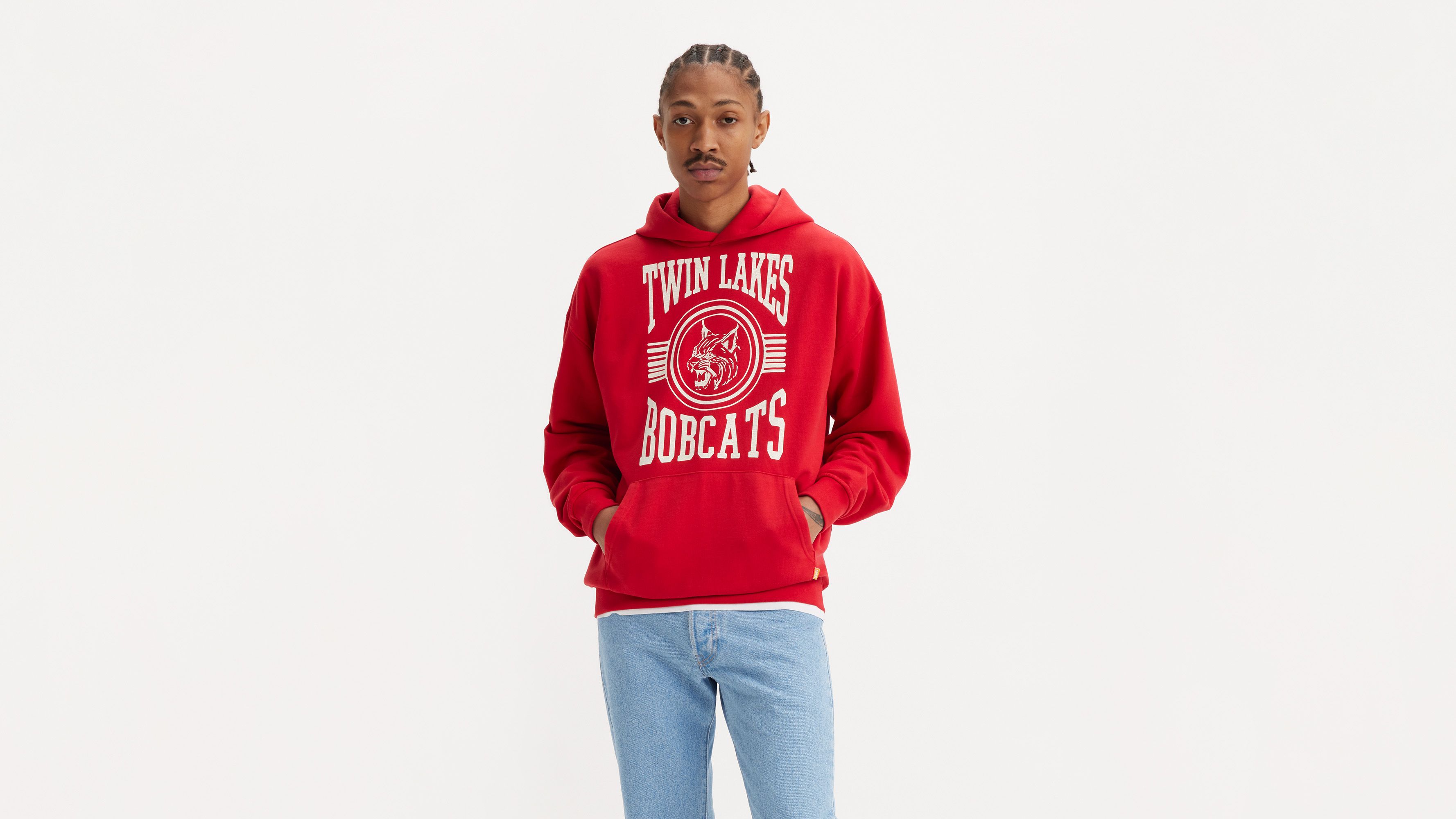 Red deals hoodie shirt