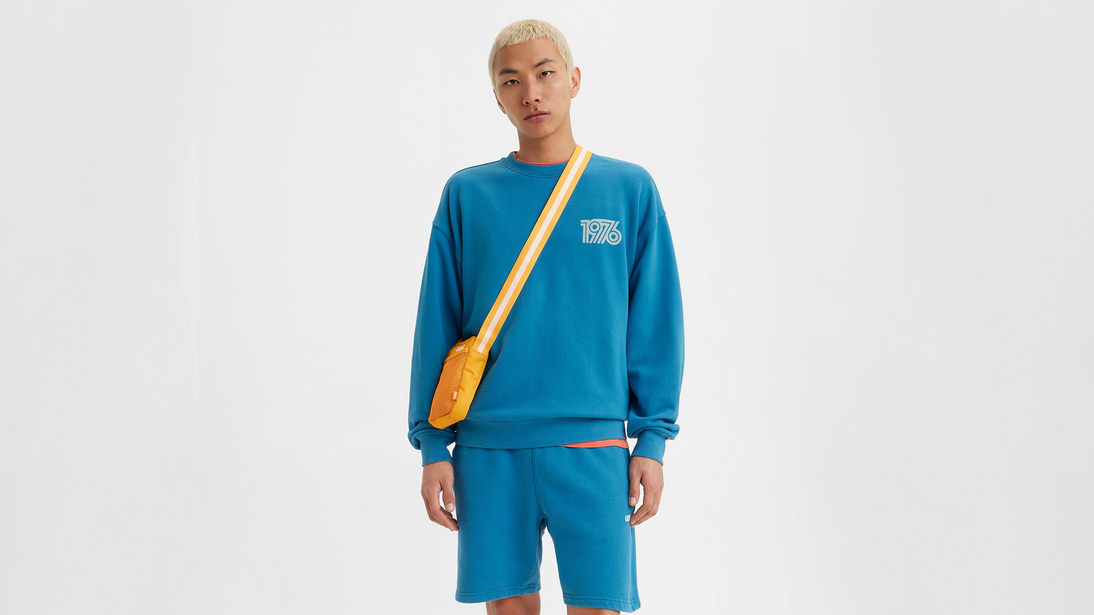 Gold Tab™ Crewneck Sweatshirt 2