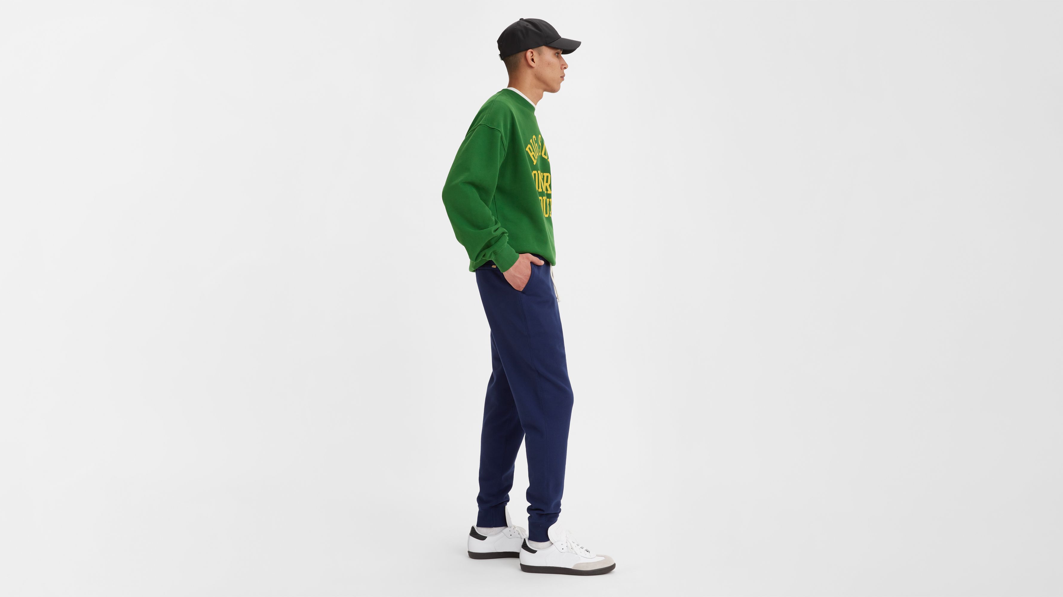 Gold Tab™ Joggers 3