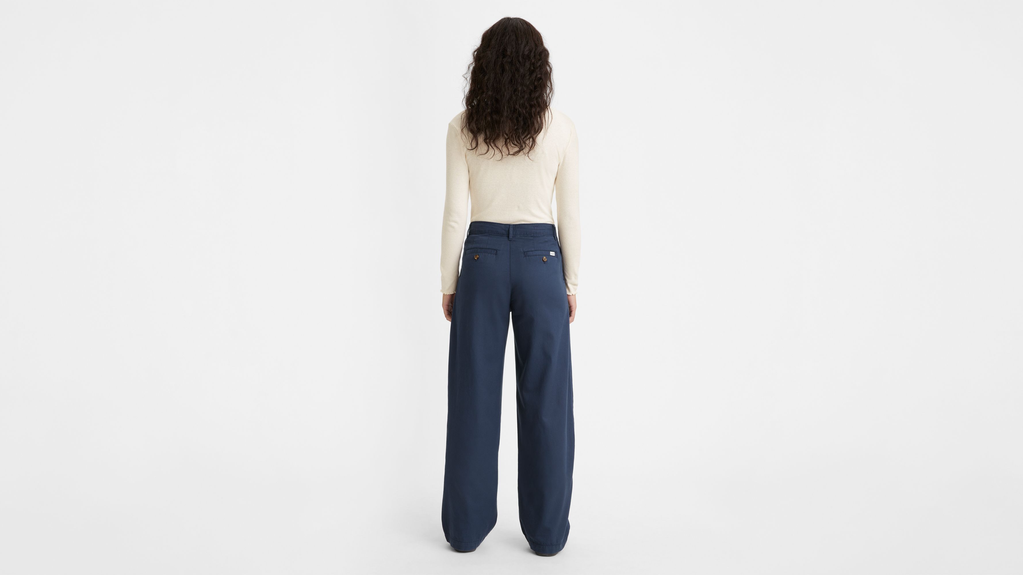 Spring Style: Sapphire Blue High-Waisted Pleated Pants