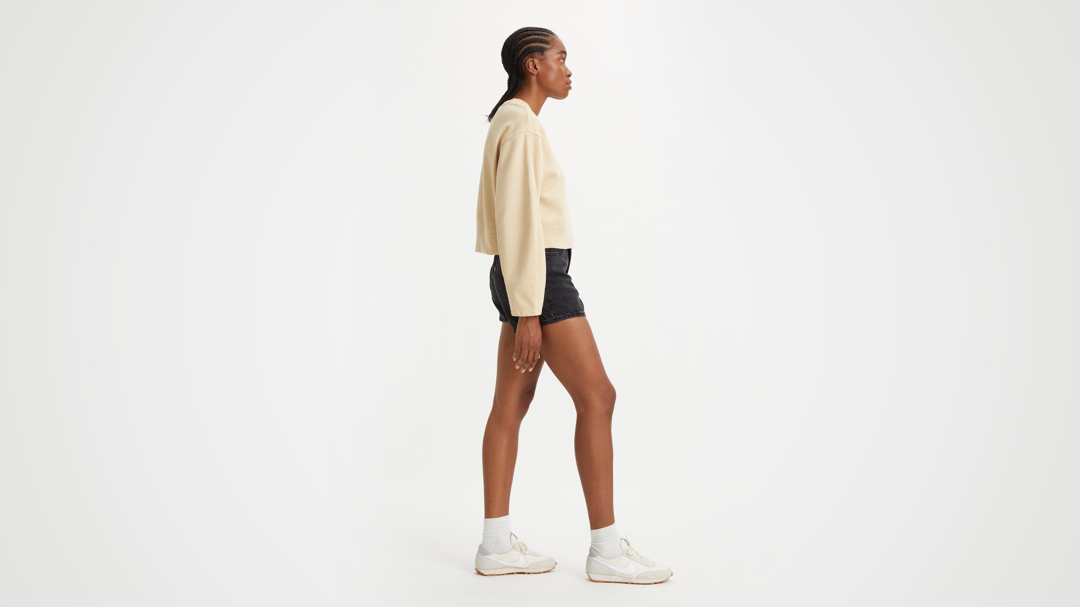 Levi's 80s Mom Shorts In Not To Interrupt