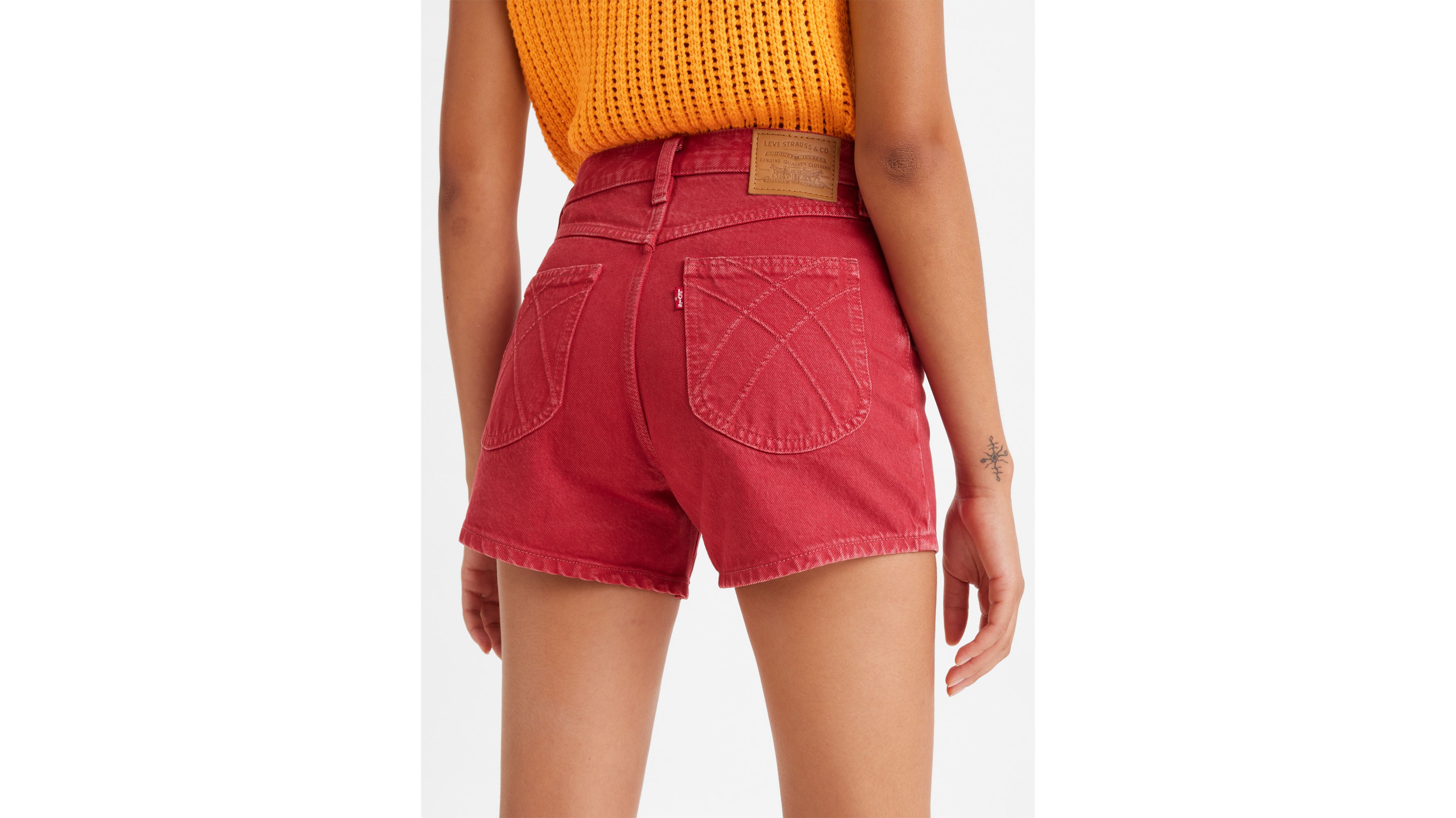 Levis 2025 red shorts