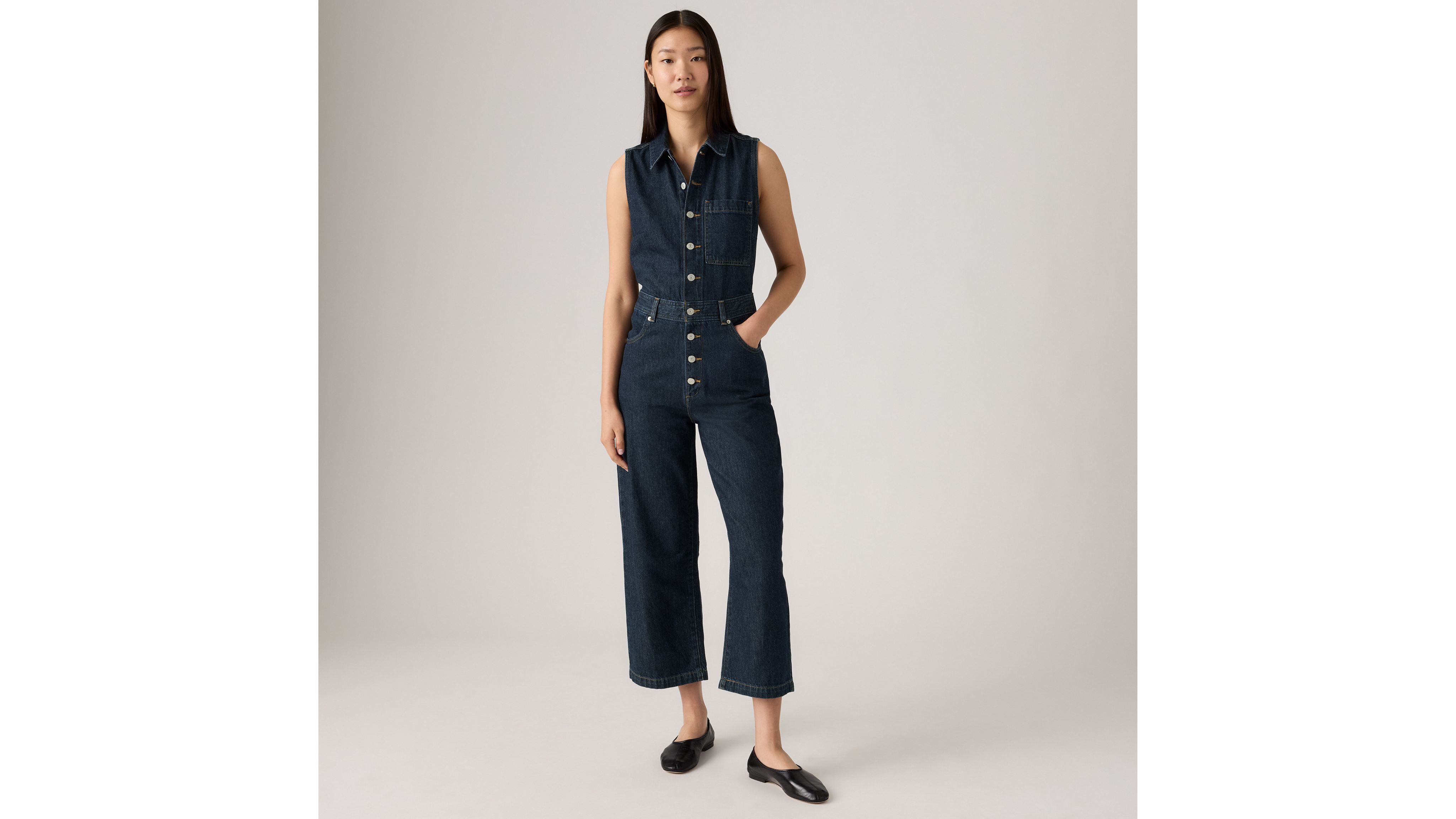 Sleeveless Lightweight Jumpsuit 1