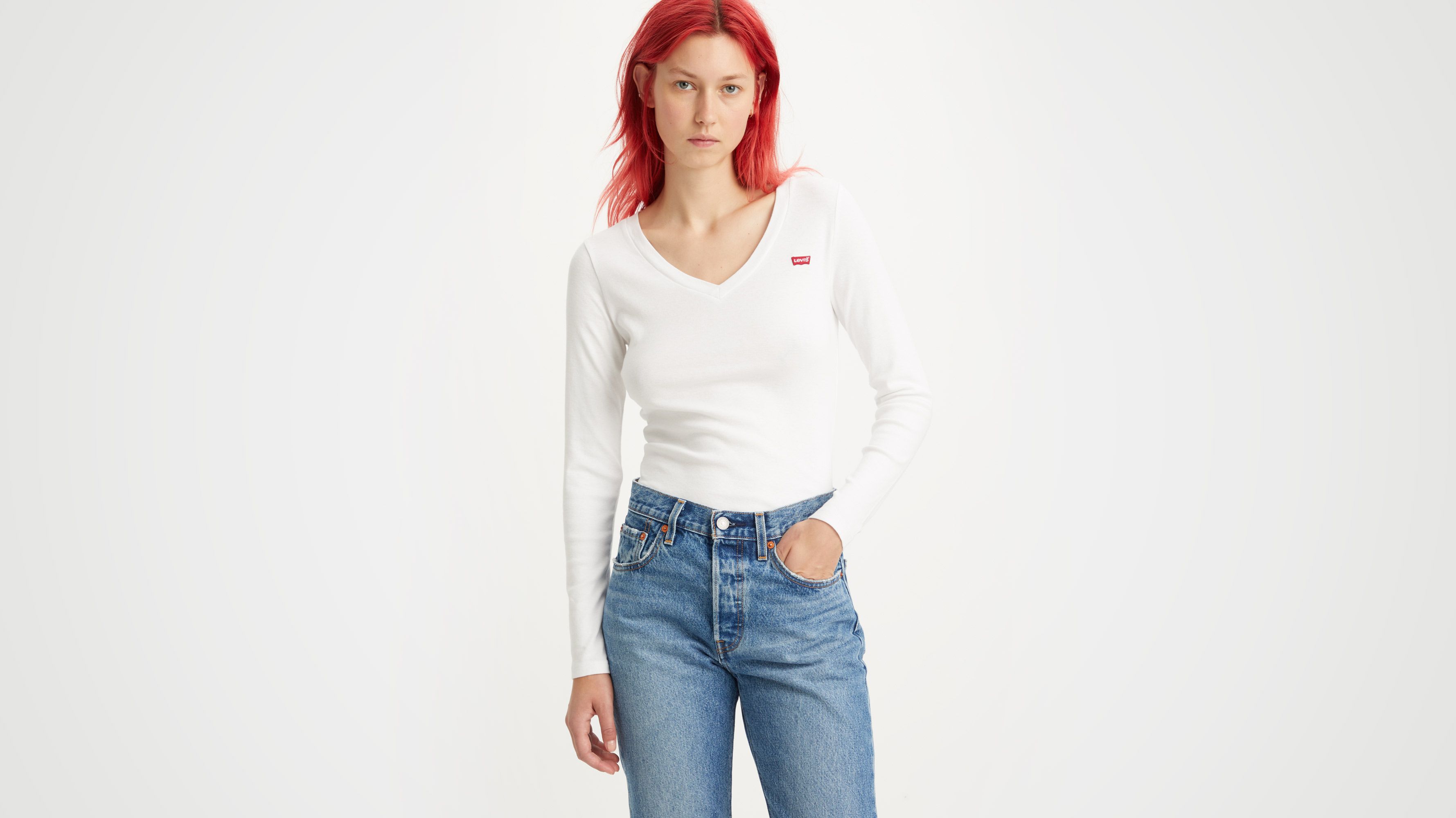 Long Sleeve V-neck Baby Tee - White | Levi's® AT