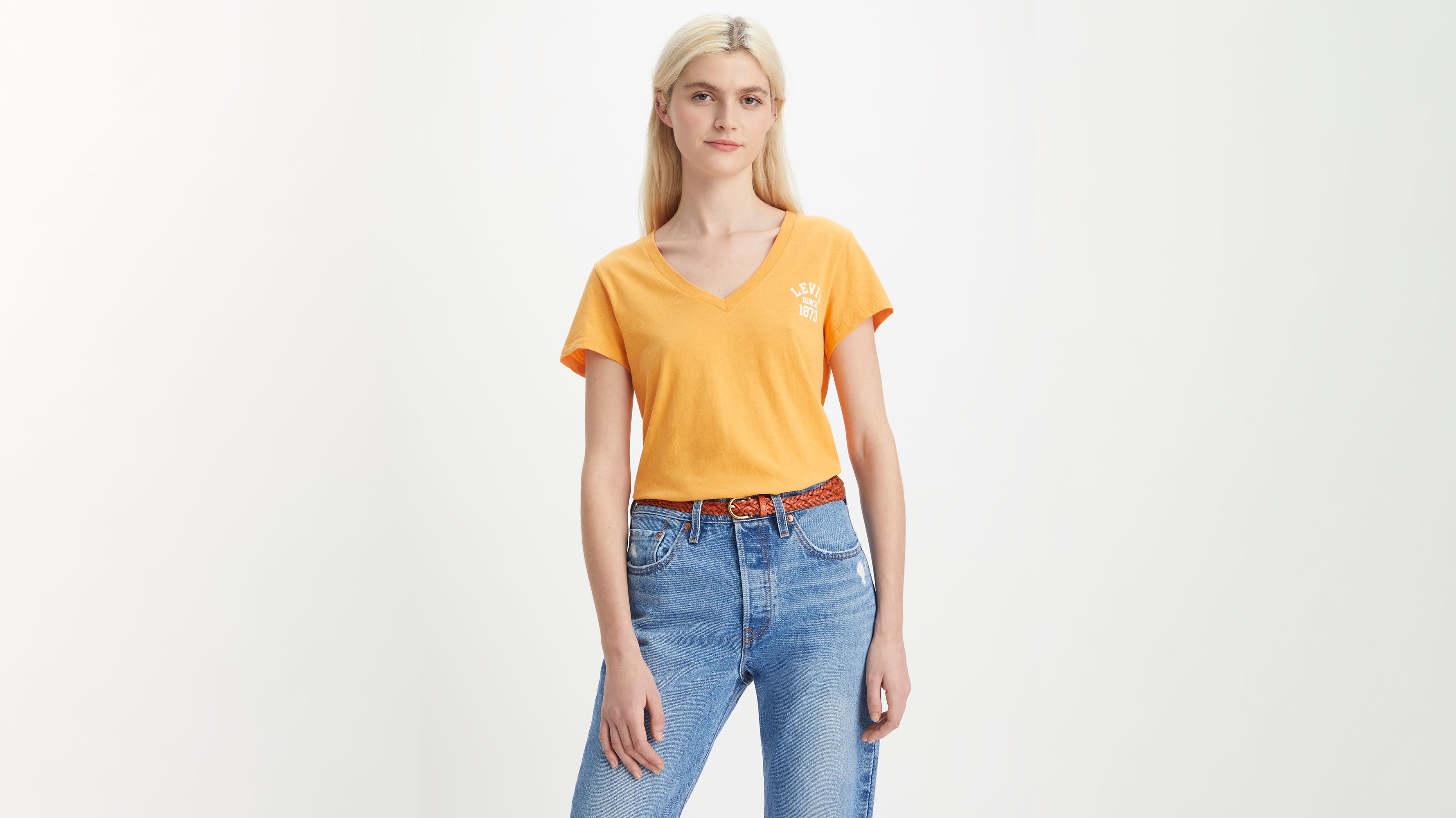 Graphic Perfect V-Neck Top 4