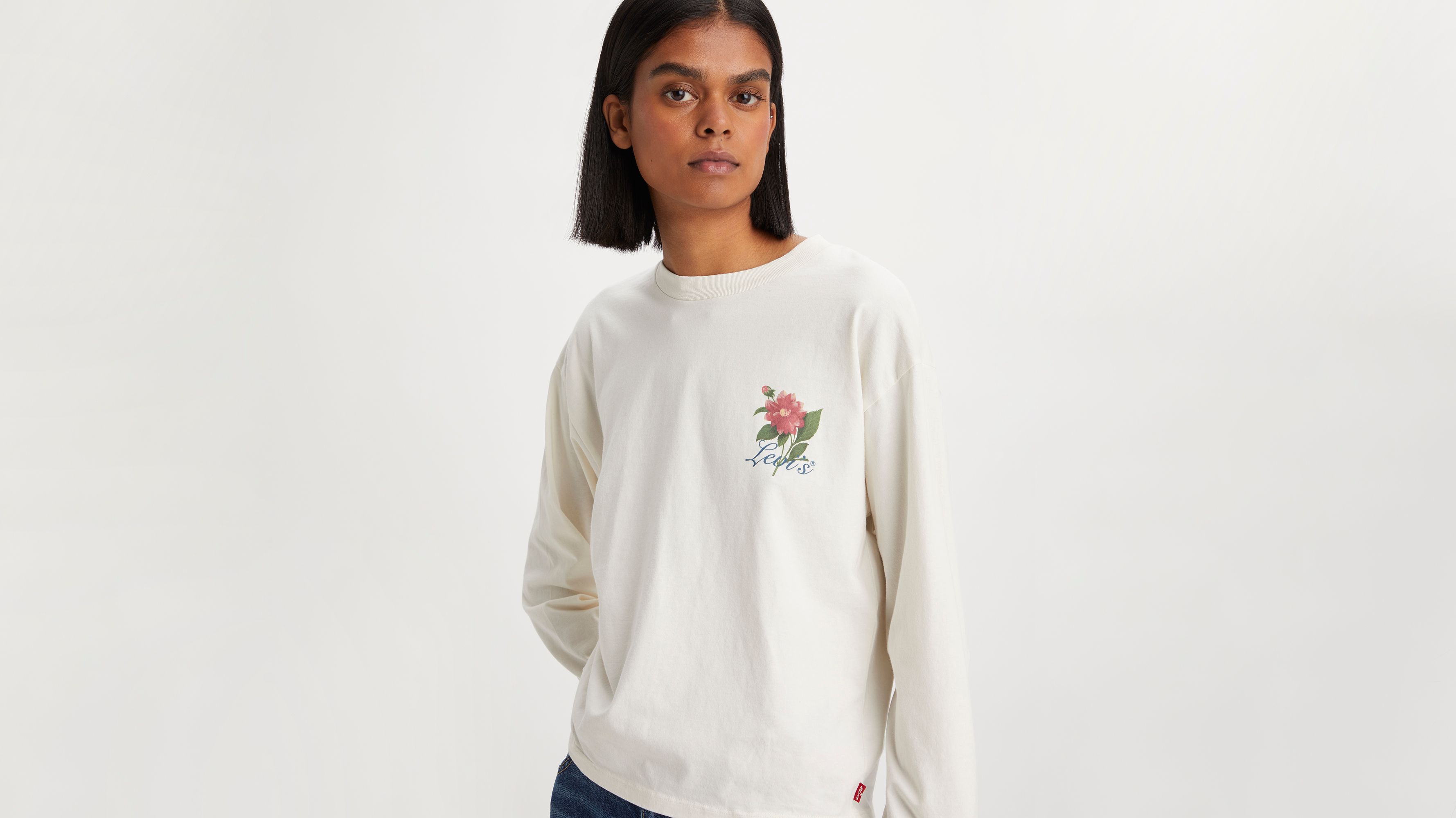 Graphic Long Sleeve Cinched Tee 3