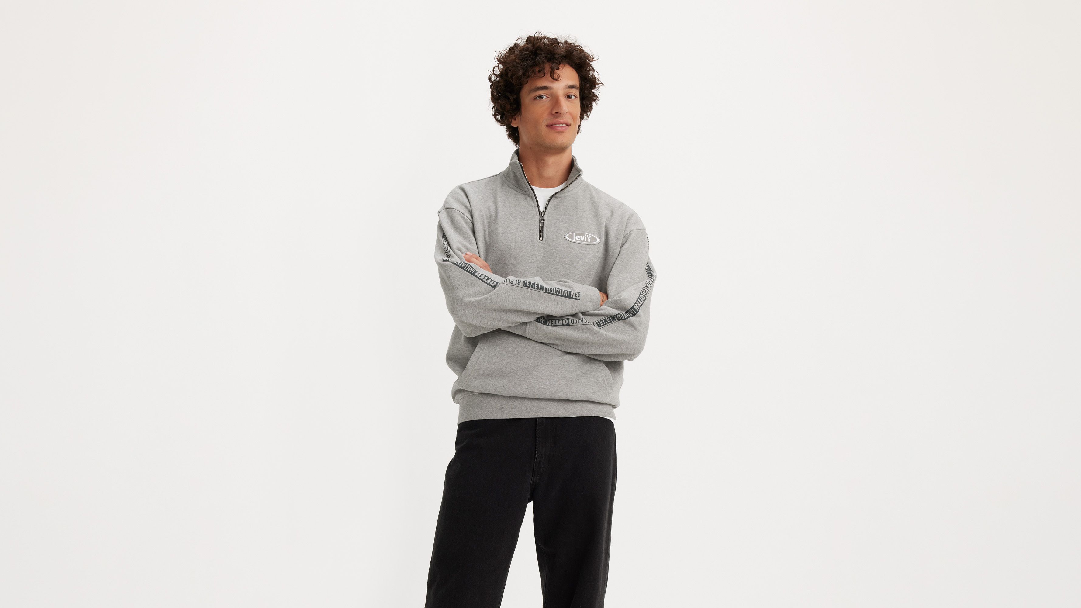 Relaxed Fit Graphic 1/4 Zip Sweatshirt 2