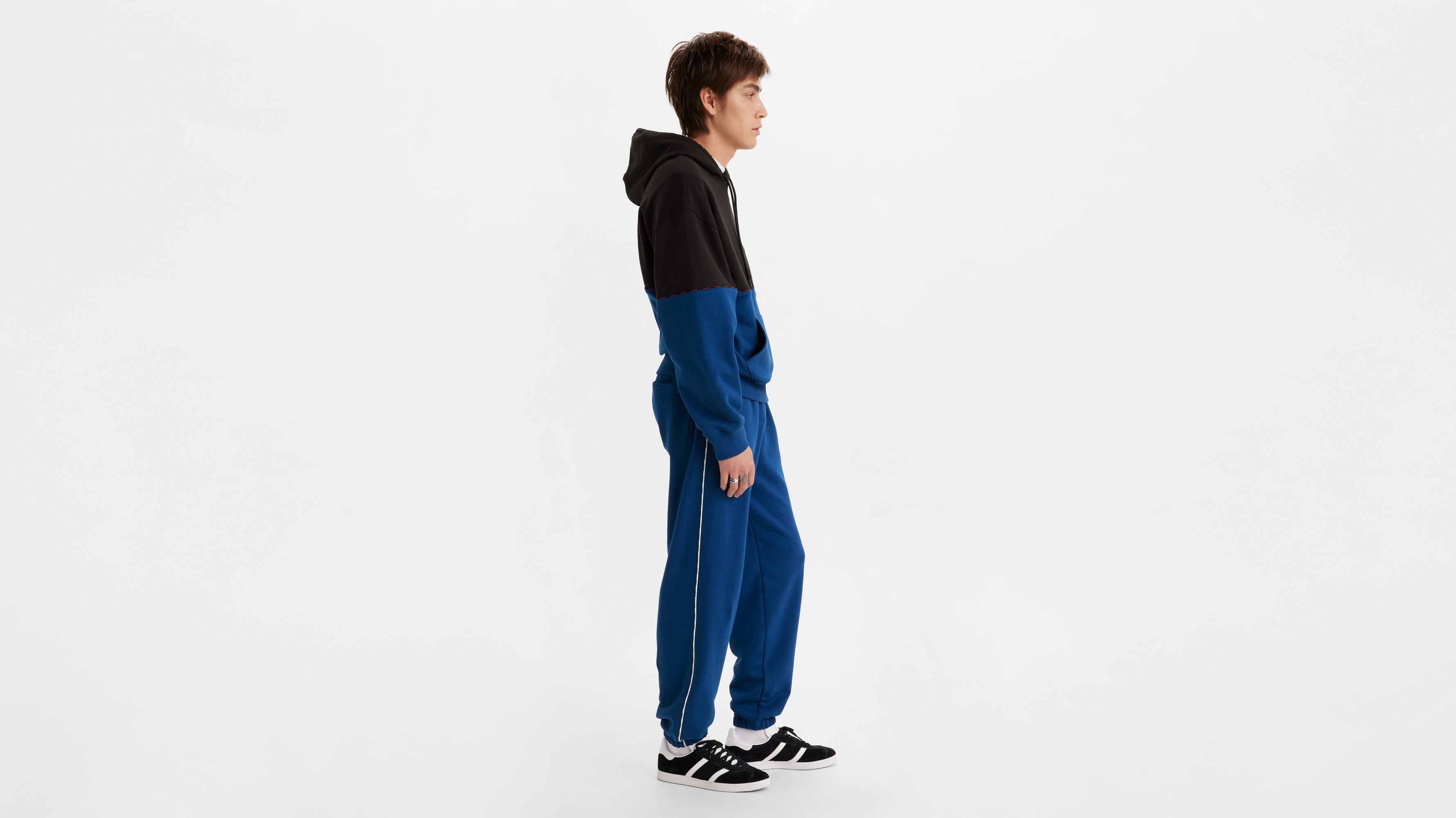 Graphic Piping Sweatpants 2