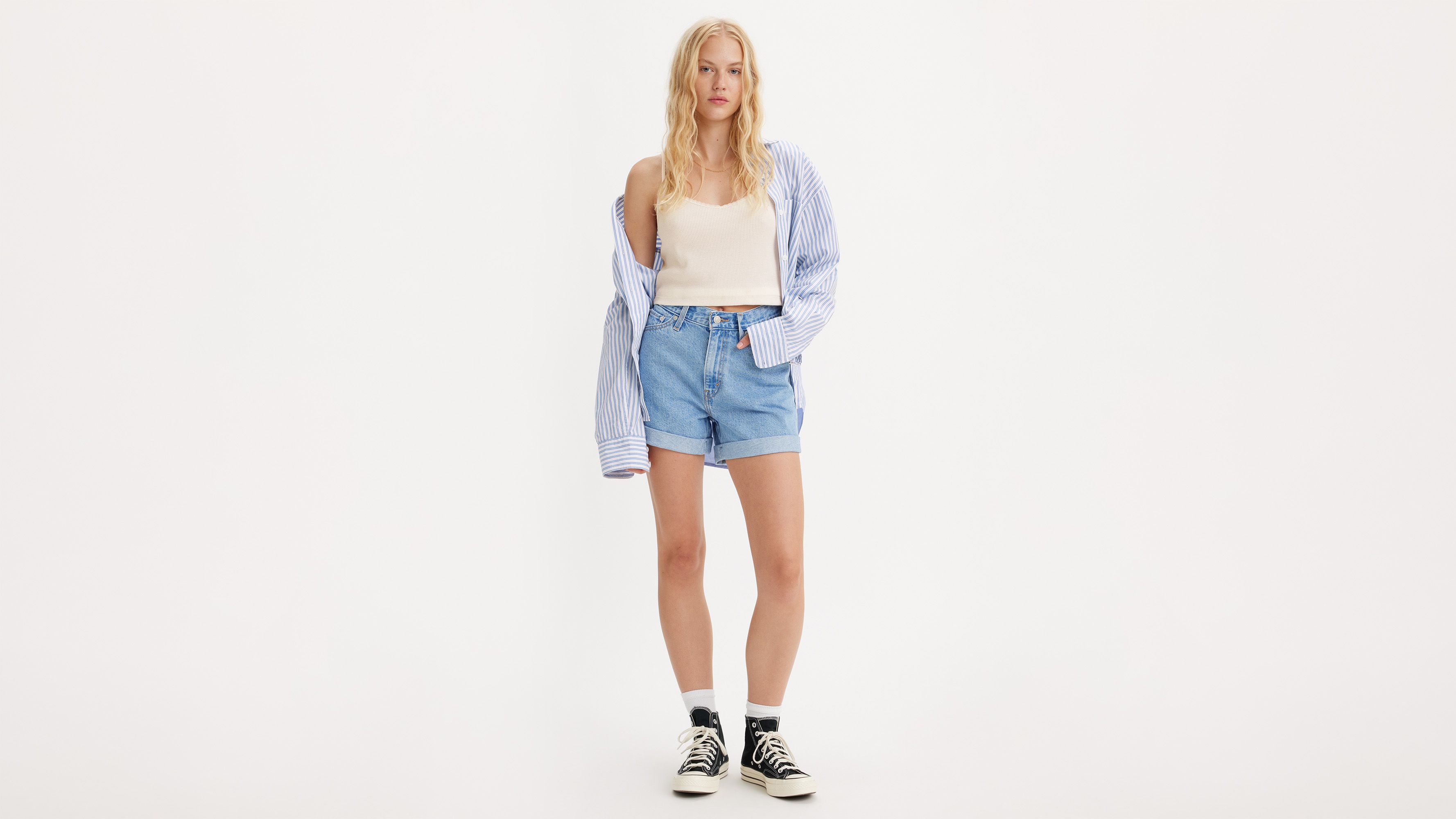 Levi's High Waisted Mom Women's Shorts in Amazing - Medium Wash