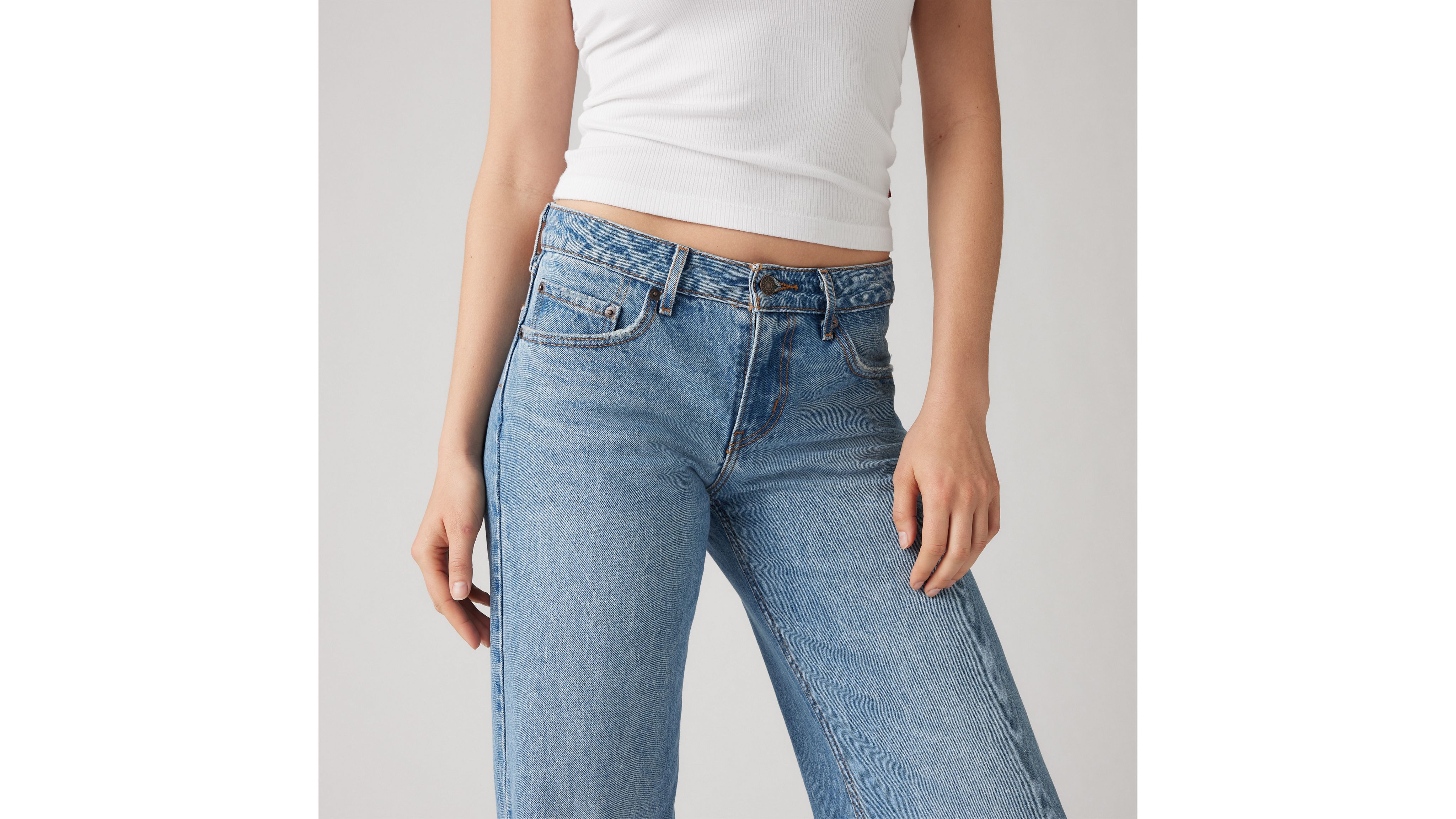 LEVI'S LOW LOOSE JEANS 